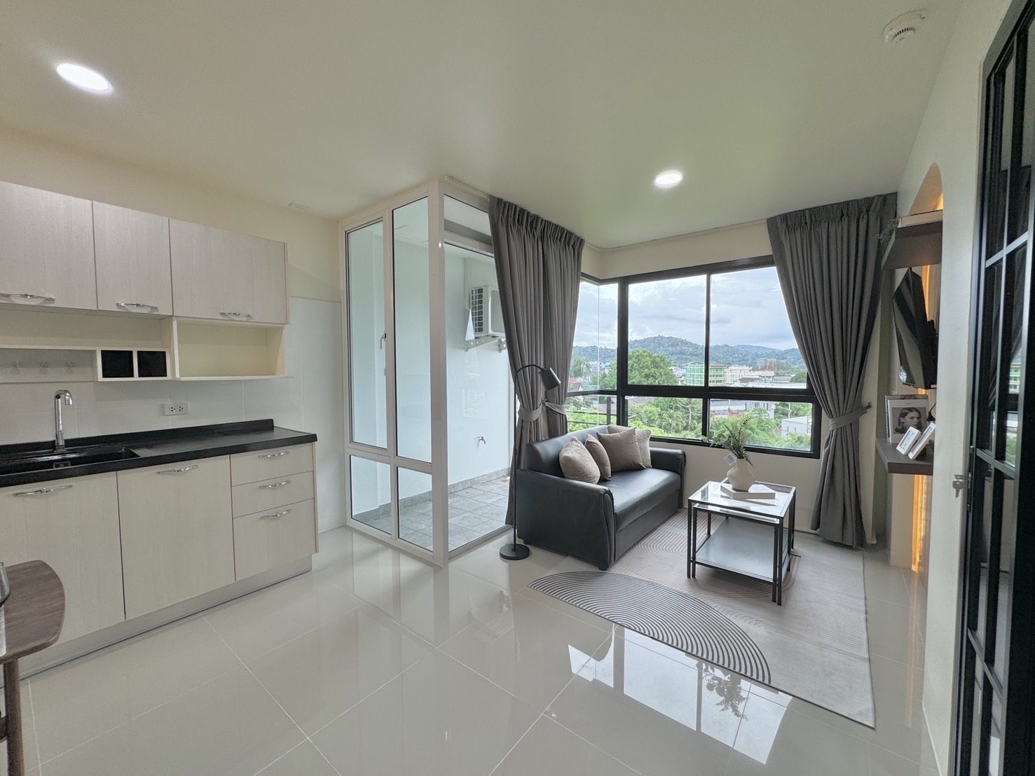 For Sales : Job Condominium @Phuket City, 1 Bedrooms 1 Bathrooms, 6th flr.
