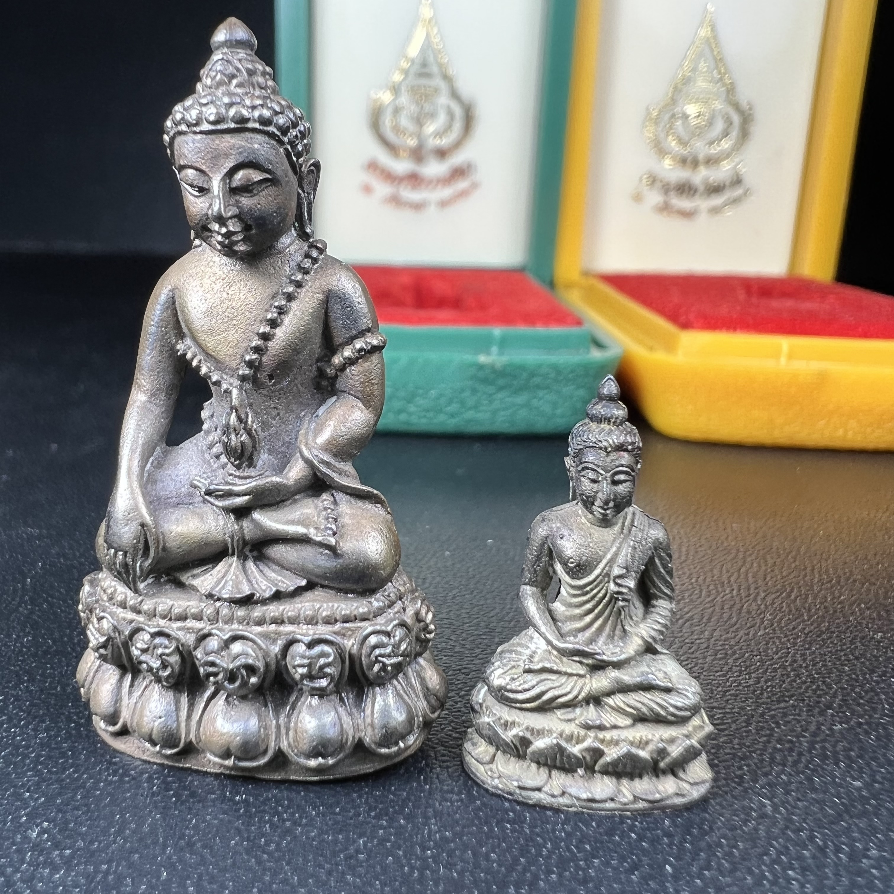 พระกริ่ง-พระชัยวัฒยน์วาสนาสมเด็จพระสังฆราช(วาสน์)วัดราชบพิธฯปี2531 เนื้อนวโลหะ สร้างเป็นที่ระลึกในคราวที่สมเด็จพระอริยวงศาคตญาณ สมเด็จพระสังฆราช(วาสน์ วาสโน)มีพระชนมายุครบ90พรรษา(ในหลวง ร.9 เสด็จในพิธี)งานแกะแม่พิมพ์โดย นายช่างเกษม มงคลเจริญ)(1ใน1991องค์)