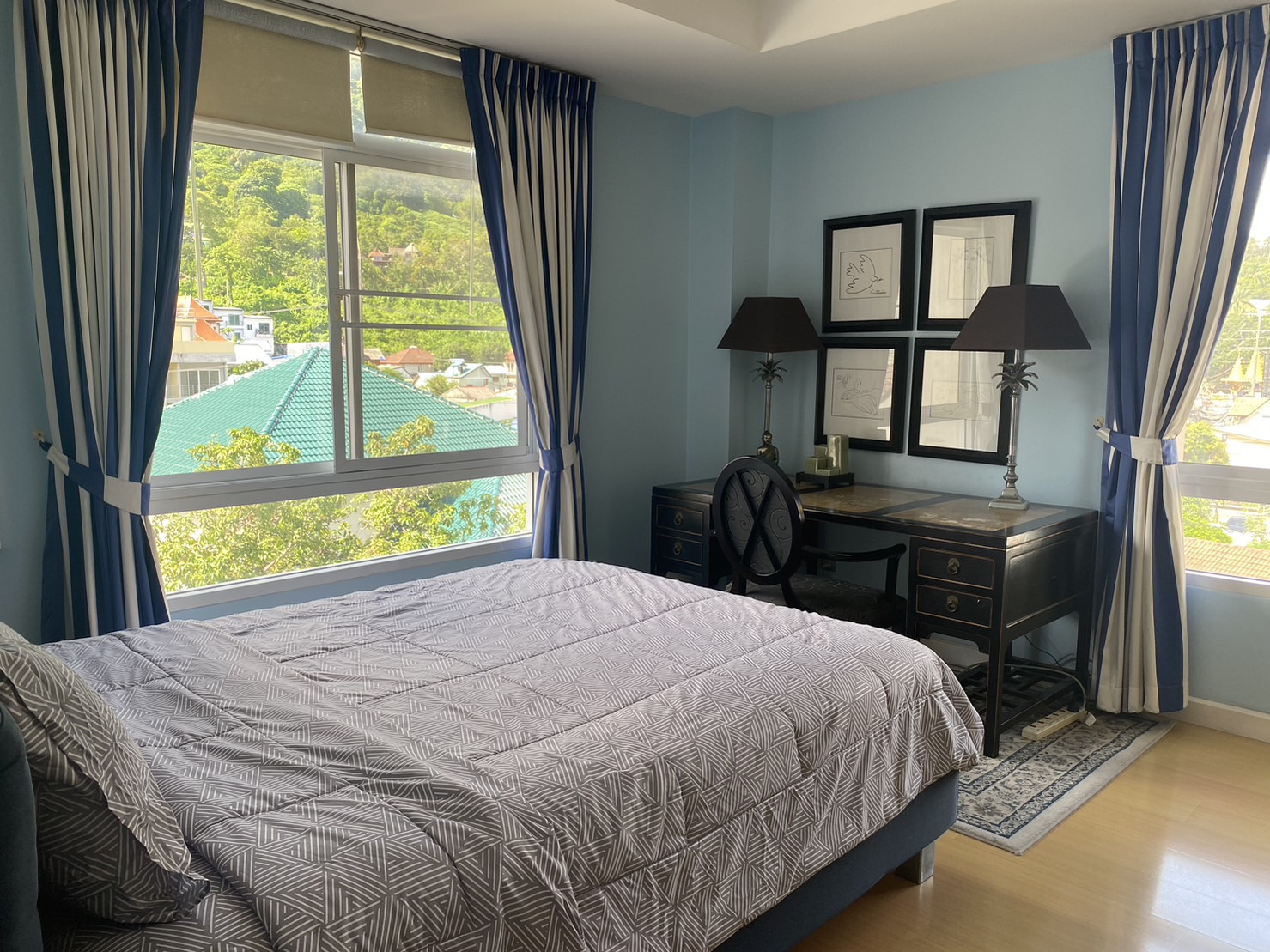 For Rent : Condo near Patong Beach, 2 Bedroom 2 Bathroom, 5th flr.