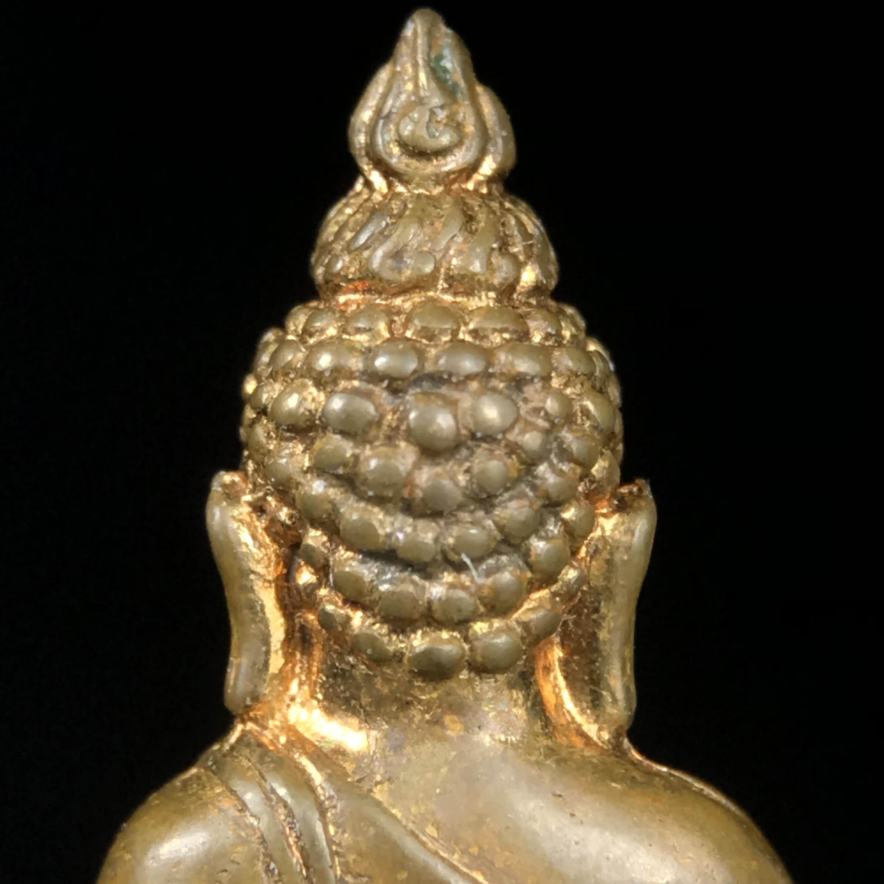 พระกริ่งไพรีพินาศ บรรจุเหล็กไหล ครั้งแรกและครั้งเดียวในประวัติศาสตร์ เฉลิมพระเกียรติ พระบาทสมเด็จพระเจ้าอยู่หัวรัชกาลที่9 พระชนมพรรษา 6 รอบ ปี2542 เนื้อสัมฤทธิ์(บรรจุเหล็กไหล)ดีนอก-ดีใน พิธีใหญ่ มวลสารเด่น (หายาก)