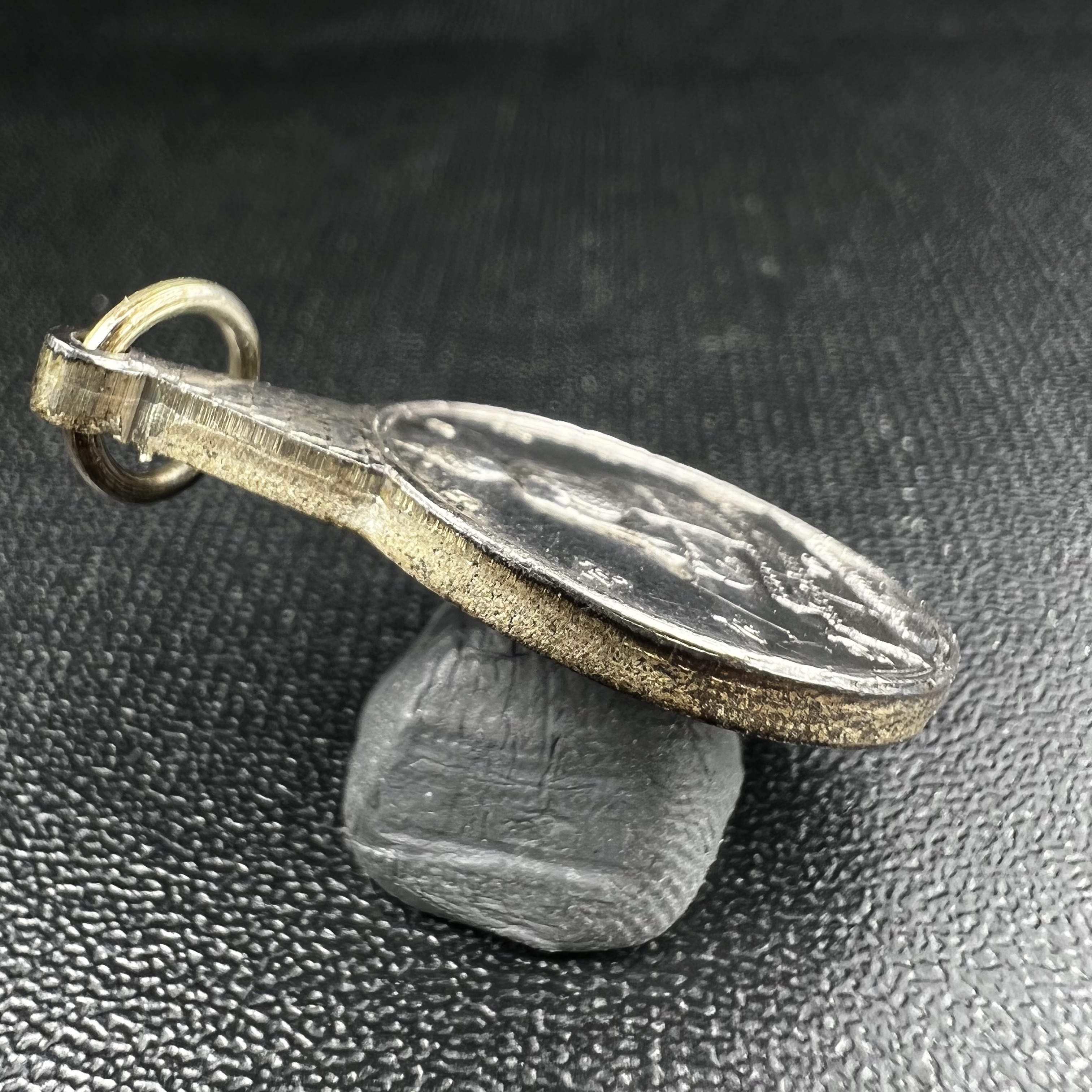 เหรียญพระชัยหลังช้าง ภปร. ครบ 5 รอบ ในหลวงรัชกาลที่9 พ.ศ.2530 เนื้อเงินพิมพ์เล็ก(หนัก 2 สลึง(7.6กรัม))หายาก สภาพสวยเดิมพร้อมซองเดิมกองกษาปณ์(พิธีใหญ่ รุ่นยอดมนิยม)