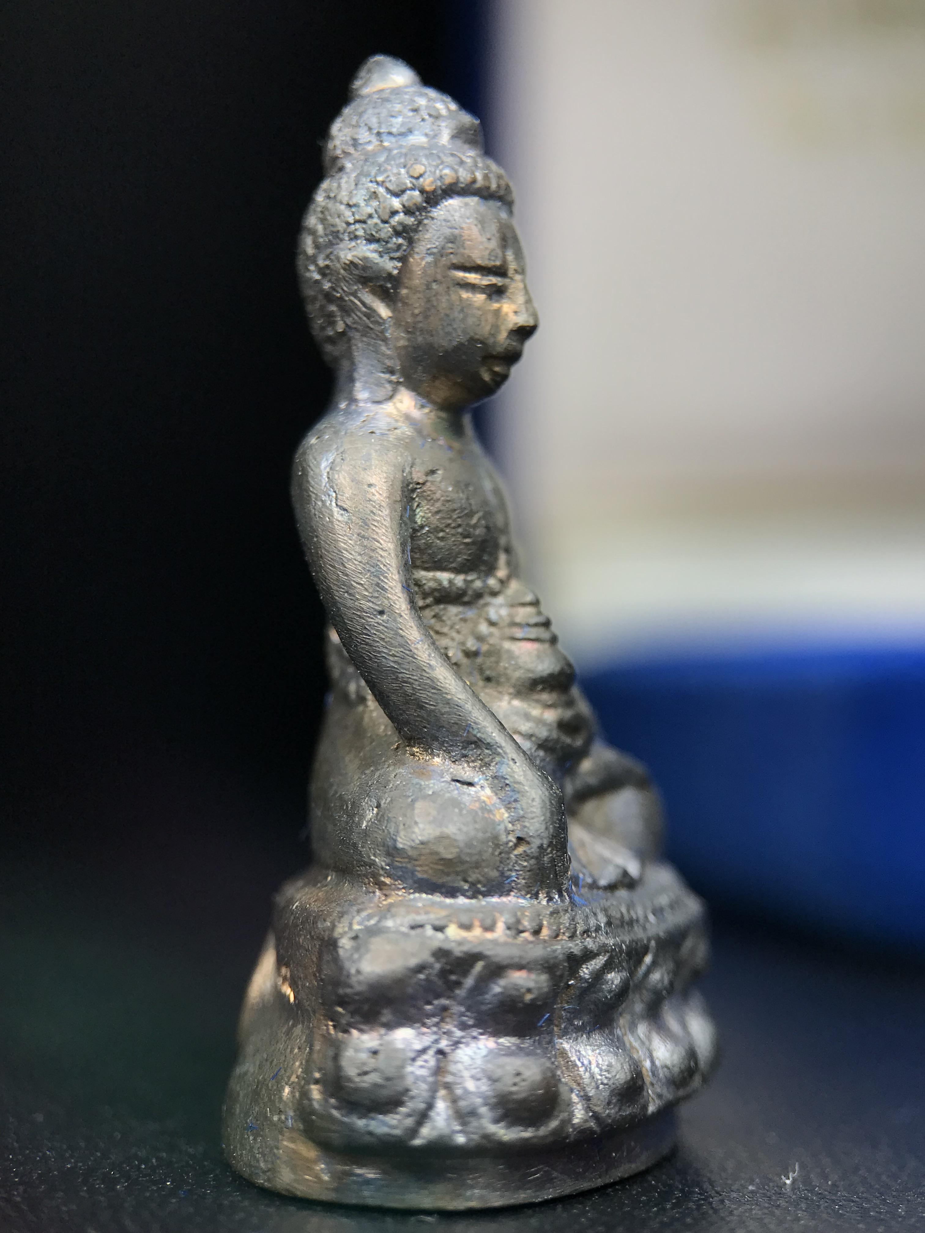 พระกริ่ง-พระชัยวัฒน์ สว. 90 พรรษาสมเด็จย่า ปี2533 เนื้อนวโลหะ(แก่ทองคำผสมทองคำเยอะมากรุ่นนี้)(ในหลวงรัชกาลที่9เสด็จในพิธี)(หล่อแบบโบราณอุดมวลสาร 108 แบบฉบับพระกริ่งใหญ่สายวัดสุทัศน์ พระสังฆราช(แพ))(1 ใน 3000 ชุด) หายาก