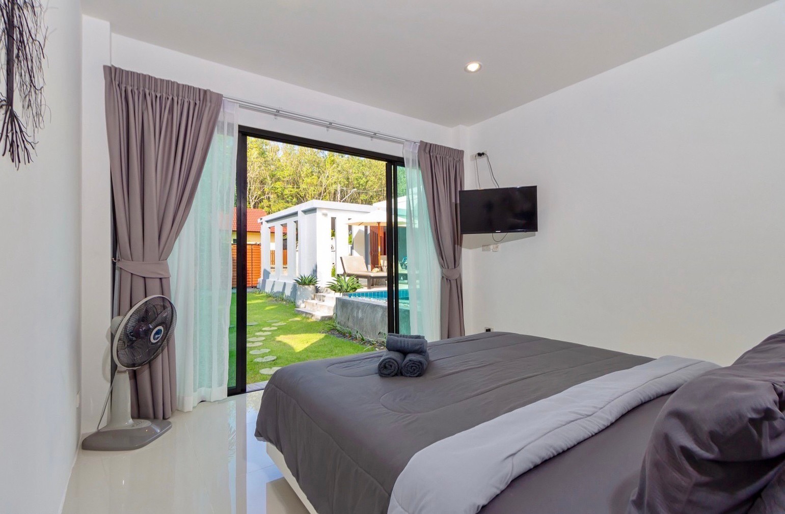 For Sales : Pasak, Private Pool Villa, 3 Bedroom 3 Bathroom