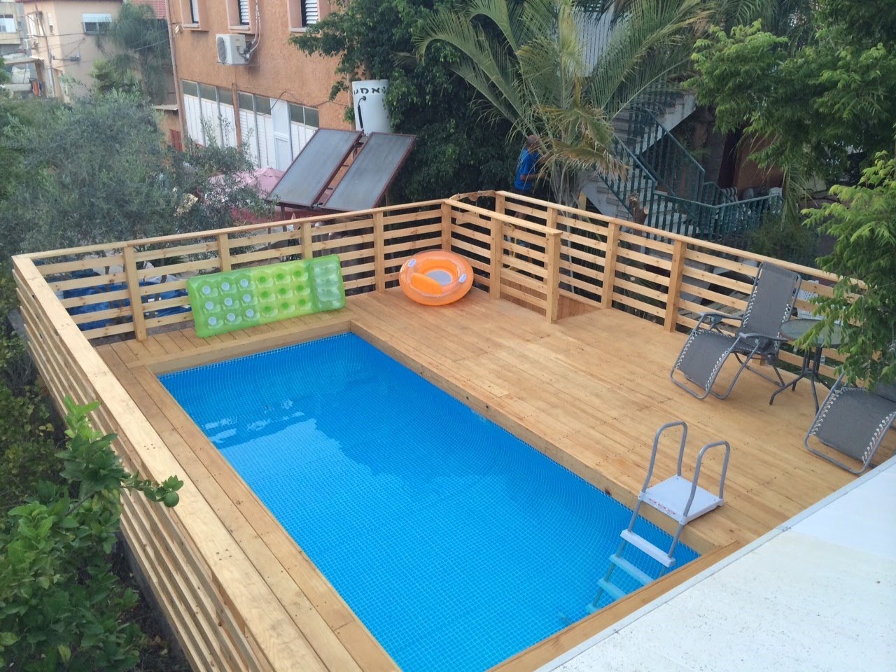 Intex 26364 Ultra XTR สระน้ำสำเร็จรูป 24 ฟุต เครื่องกรองระบบทราย (7.32 x 3.66 x 1.32 ม.)