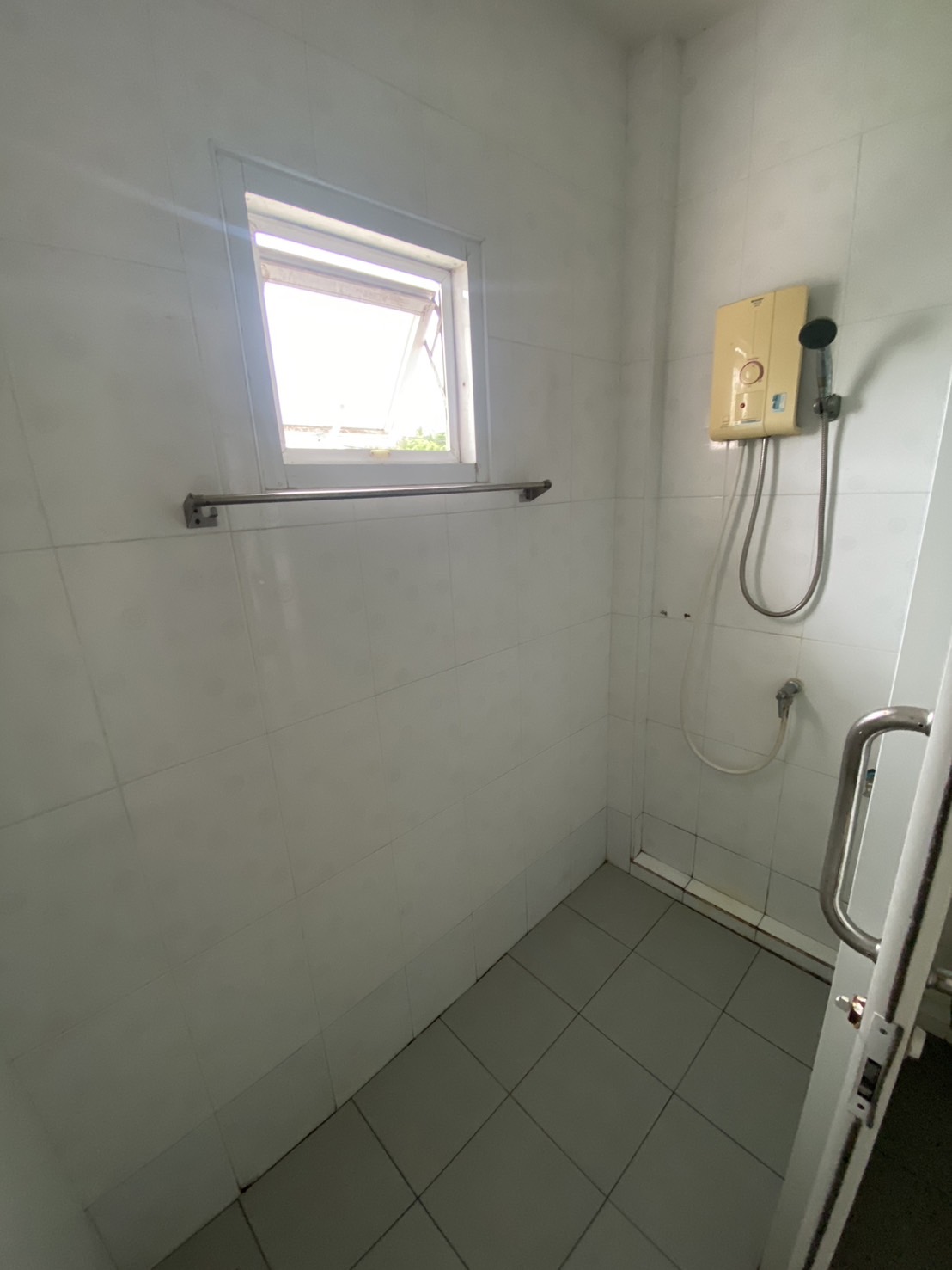 For Sale : Wichit, 2-Story Town House, 3 Bedrooms 3 Bathrooms