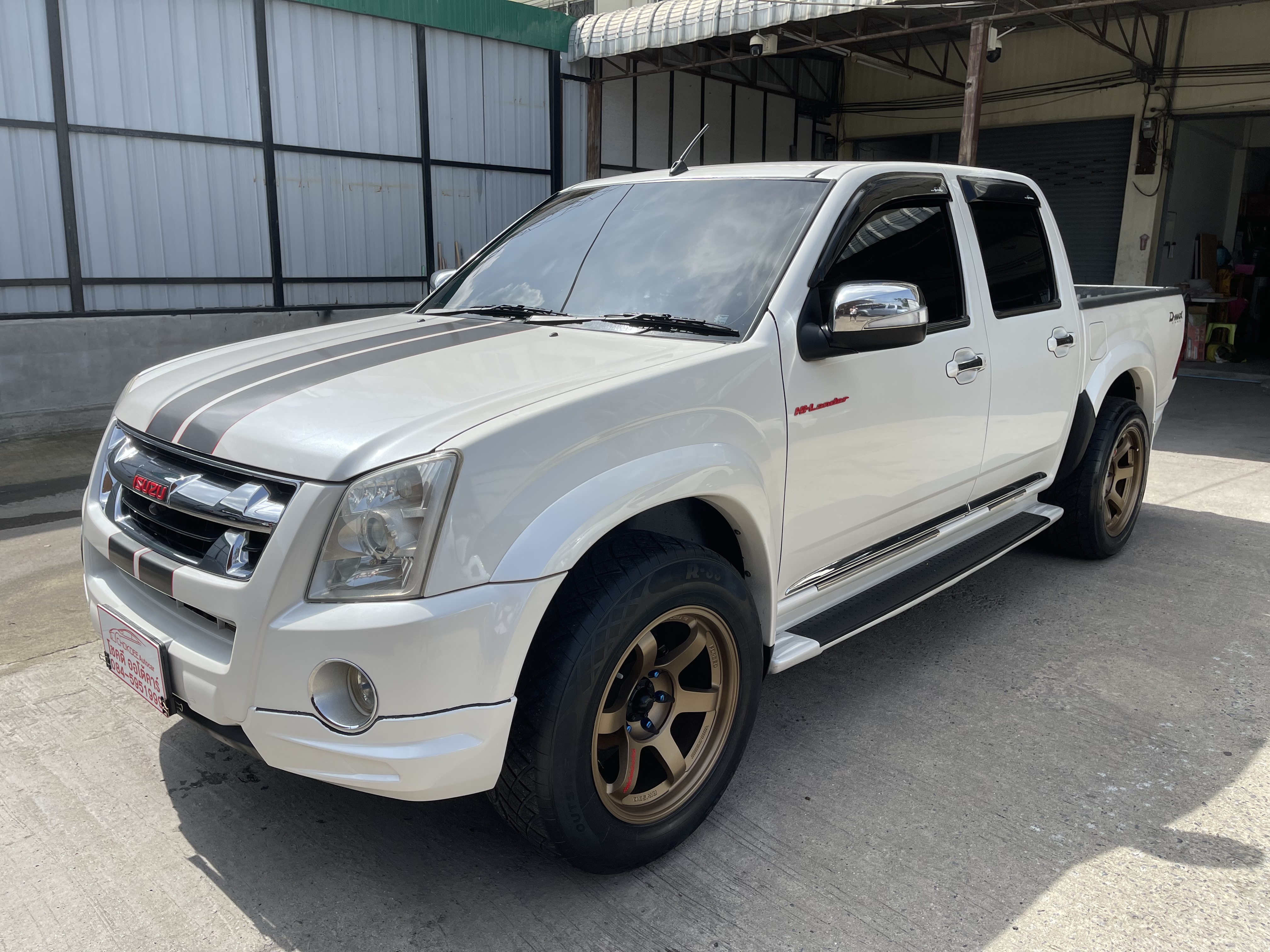 Isuzu Dmax 4ประตู Hi-Lander 2.5 Abs X-Series Navi 2011 ขาวมุก