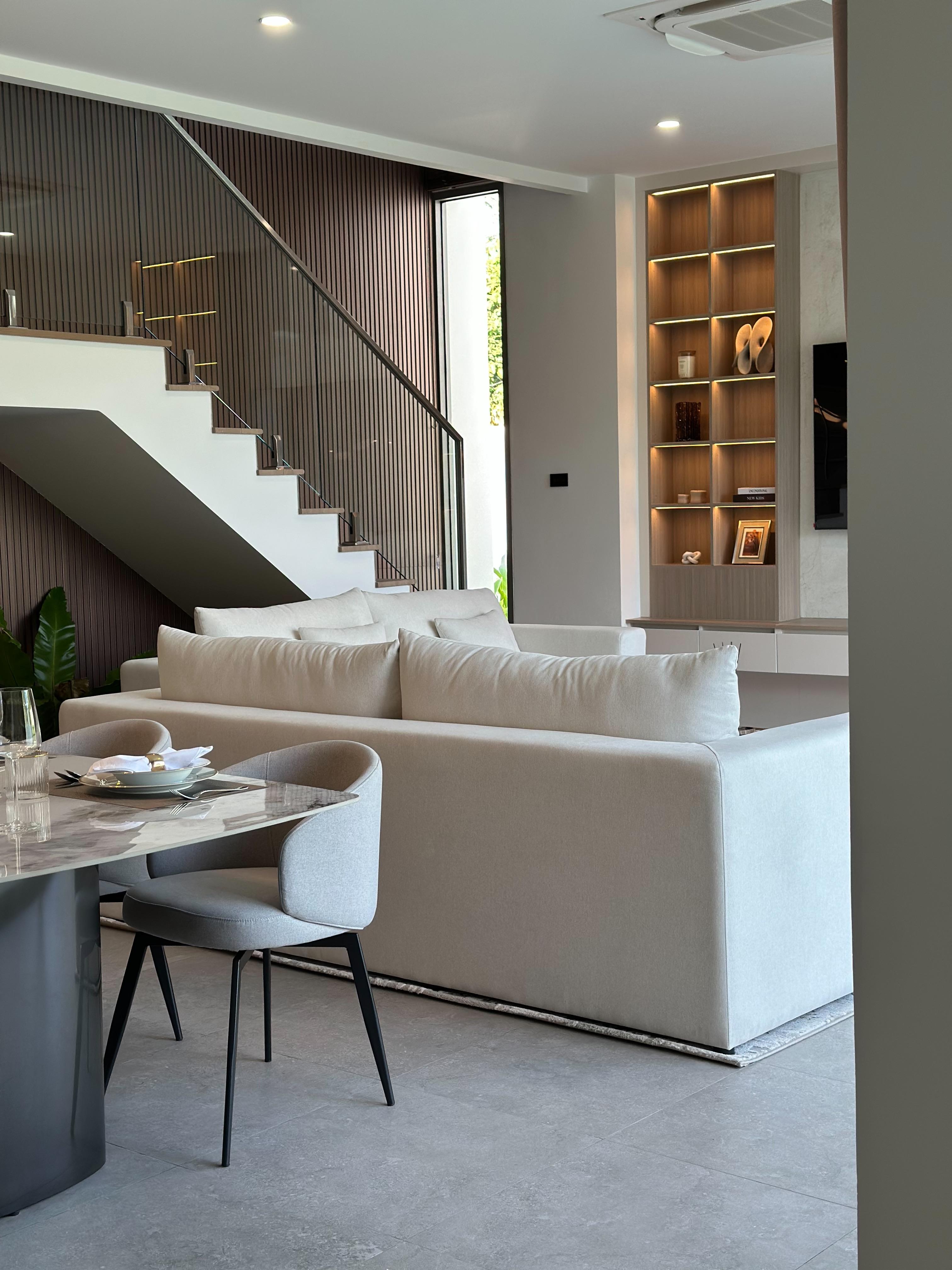 For Sales : Kathu-Patong, Luxury Pool Villa, 4 Bedrooms 4 Bathrooms