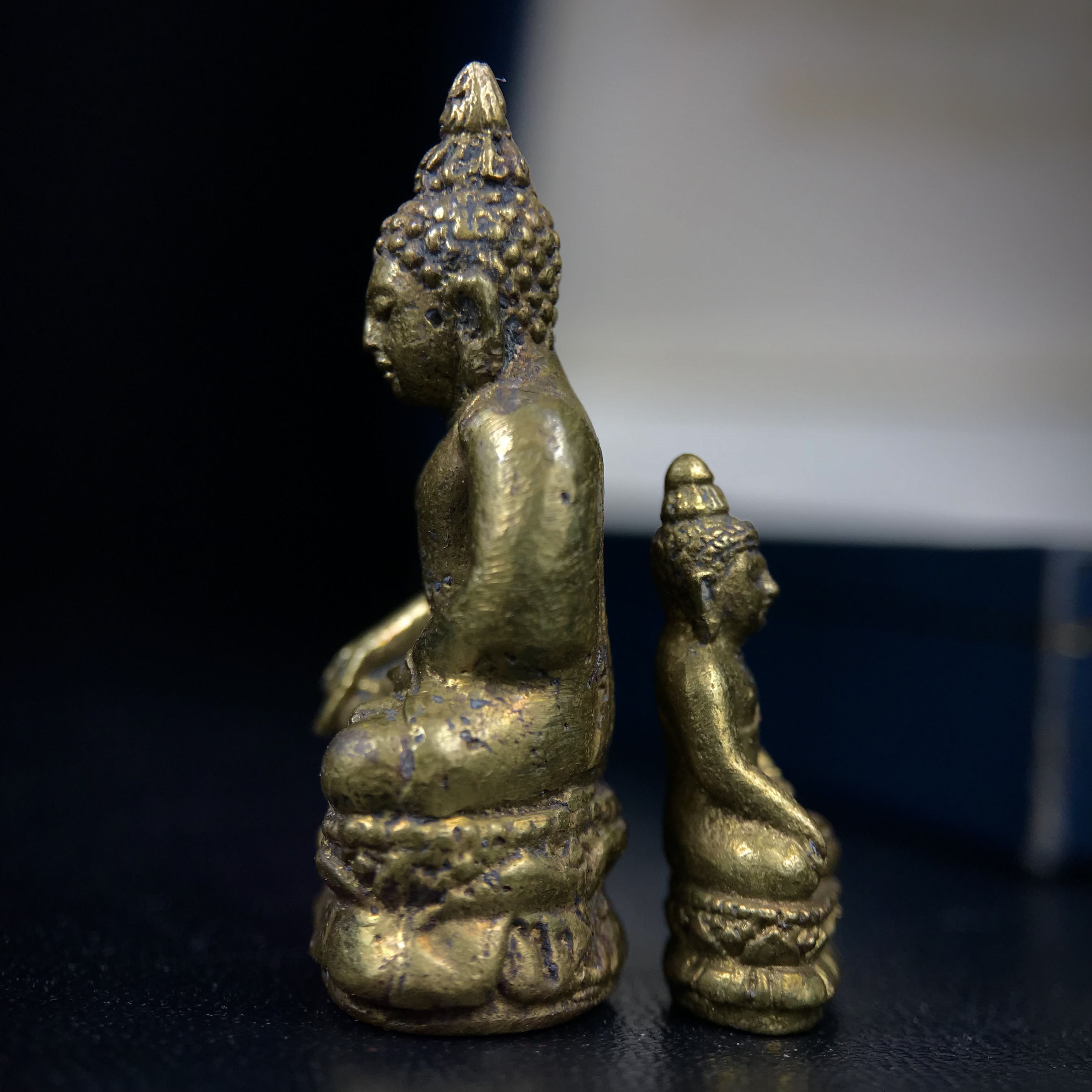 พระกริ่ง-พระชัยวัฒน์ไพรีพินาศ วัดบวรนิเวศวิหาร รุ่นผ้าป่าสิงห์บุรีปี2528(ชนวนมวลสารไพรีรุ่นแรก)(1ใน1500ชุด)สภาพสวยพร้อมกล่องบรรจุเดิมชุดกรรมการรับพระราชทานจากสมเด็จพระเทพในวโรกาสเด็จพระราชดำเนินทรงประกอบพิธีวางศิลาฤกษ์พระอุโบสถวัดตรีทศเทพวรวิหาร(หายากมาก)