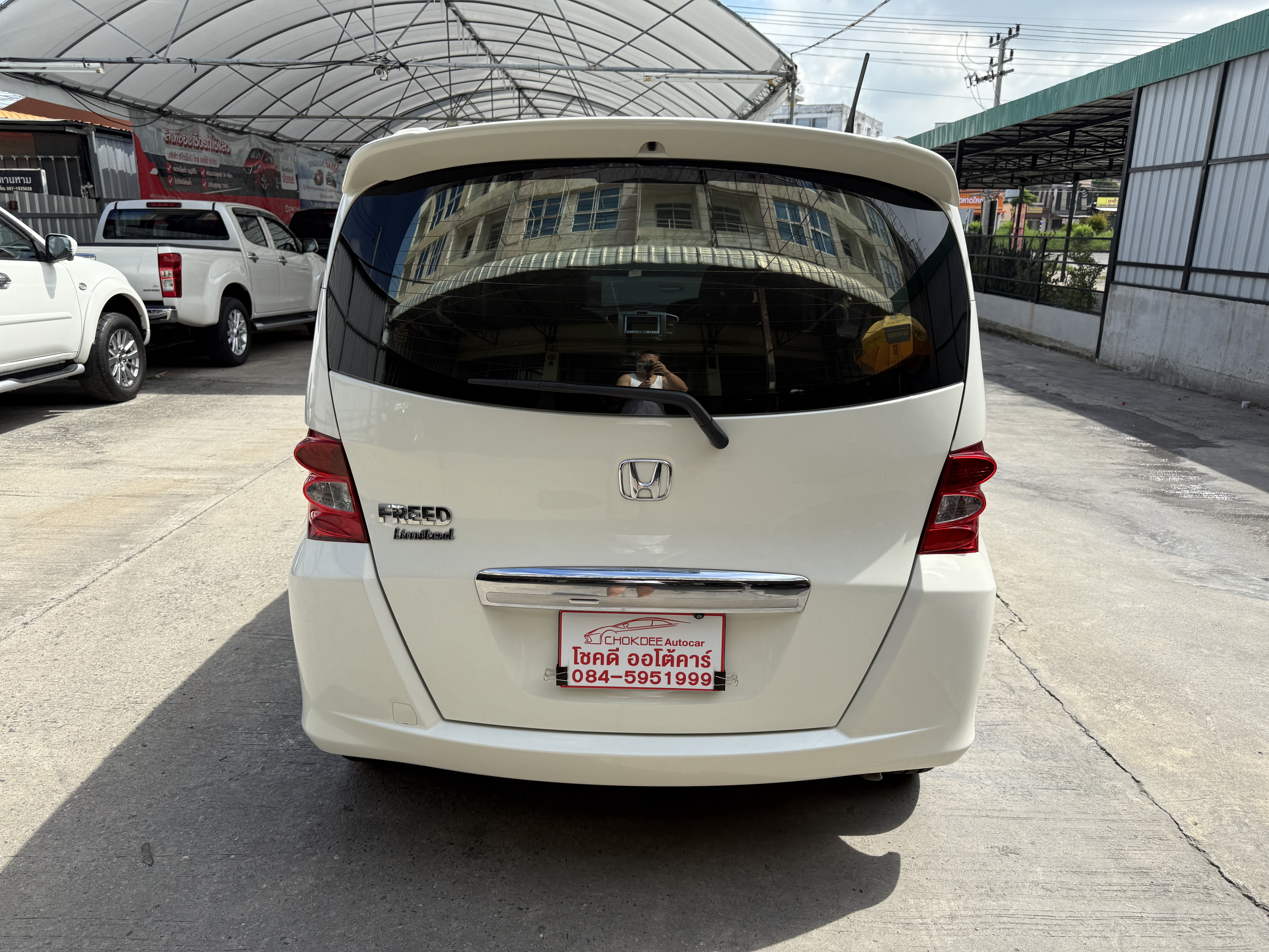Honda Freed 1.5 E Limited At 2012 ขาวมุก