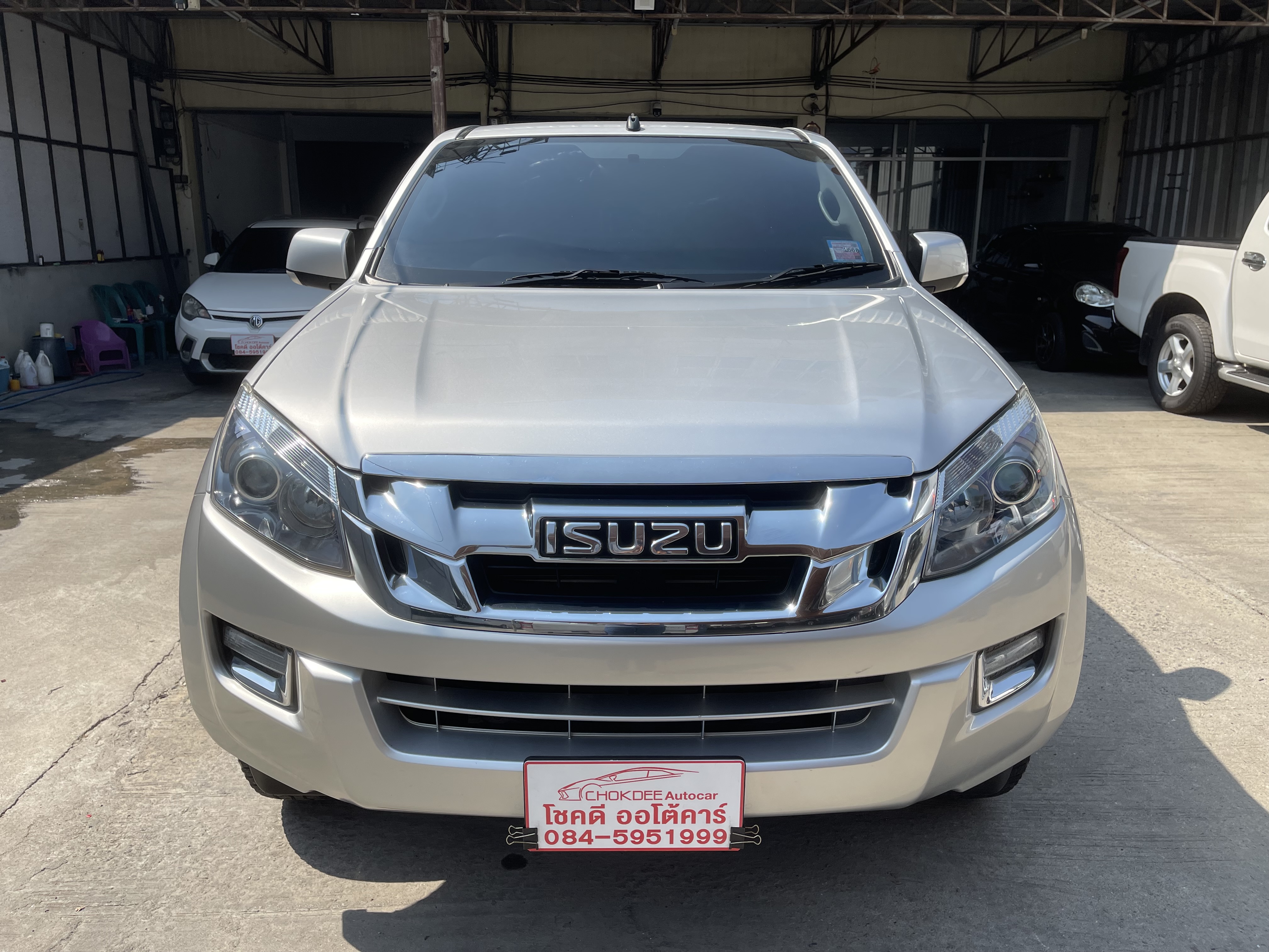 Isuzu Dmax All New Cab Hilander 2.5 Z 2015 เงิน