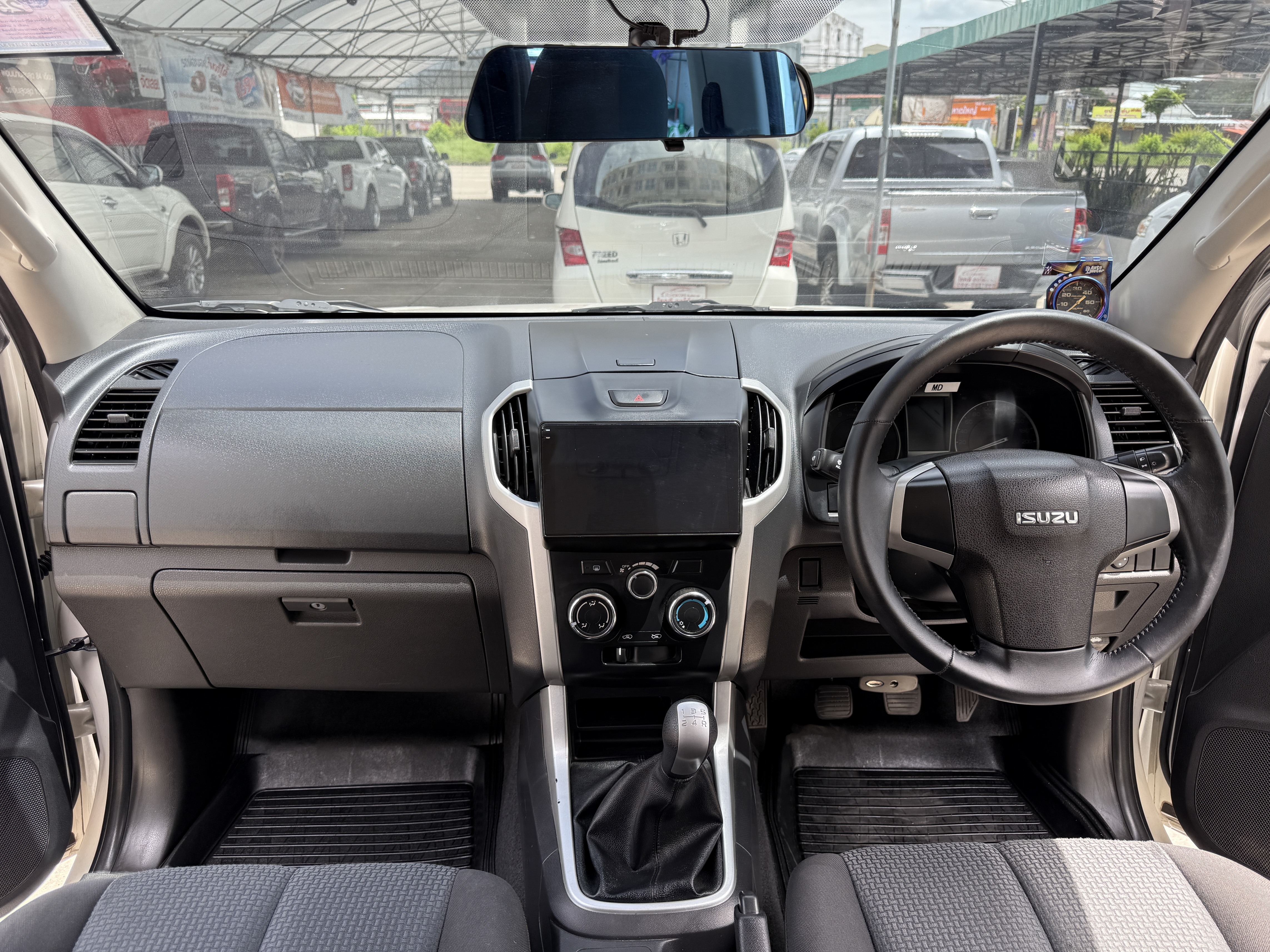 Isuzu Dmax All New 4ประตู Hilander 2.5 Vgs Z Dvd 2012 ขาวมุก