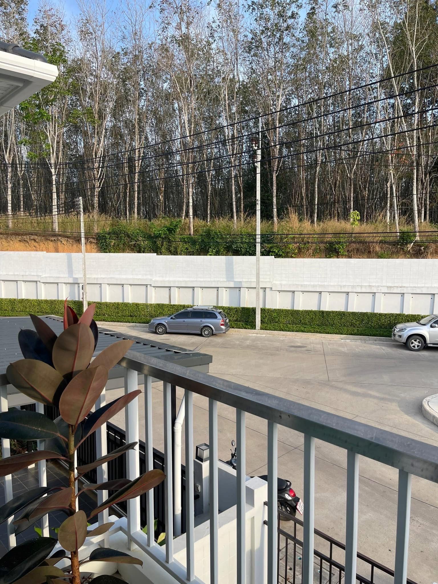 For Rent : Thalang, 2-story semi-detached house, 3 Bedrooms 2 Bathrooms