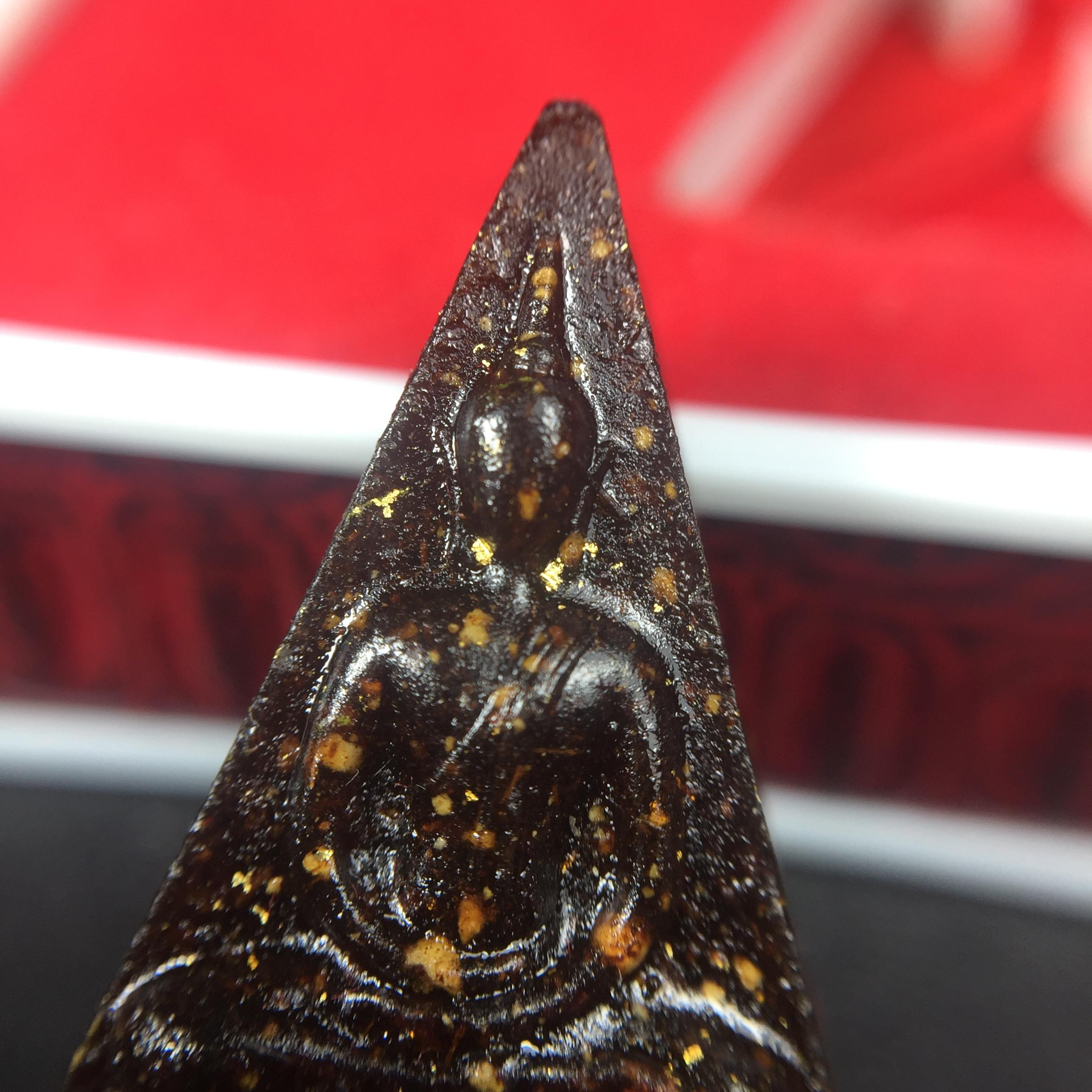 พระกำลังแผ่นดิน พระราชทาน วัดบวรนิเวศวิหาร ปี2539 พิมพ์ใหญ่ กรรมการ (ในหลวง รัชกาลที่ 9 พระราชทานมวลสารจิตรลดา)นิยมหายาก