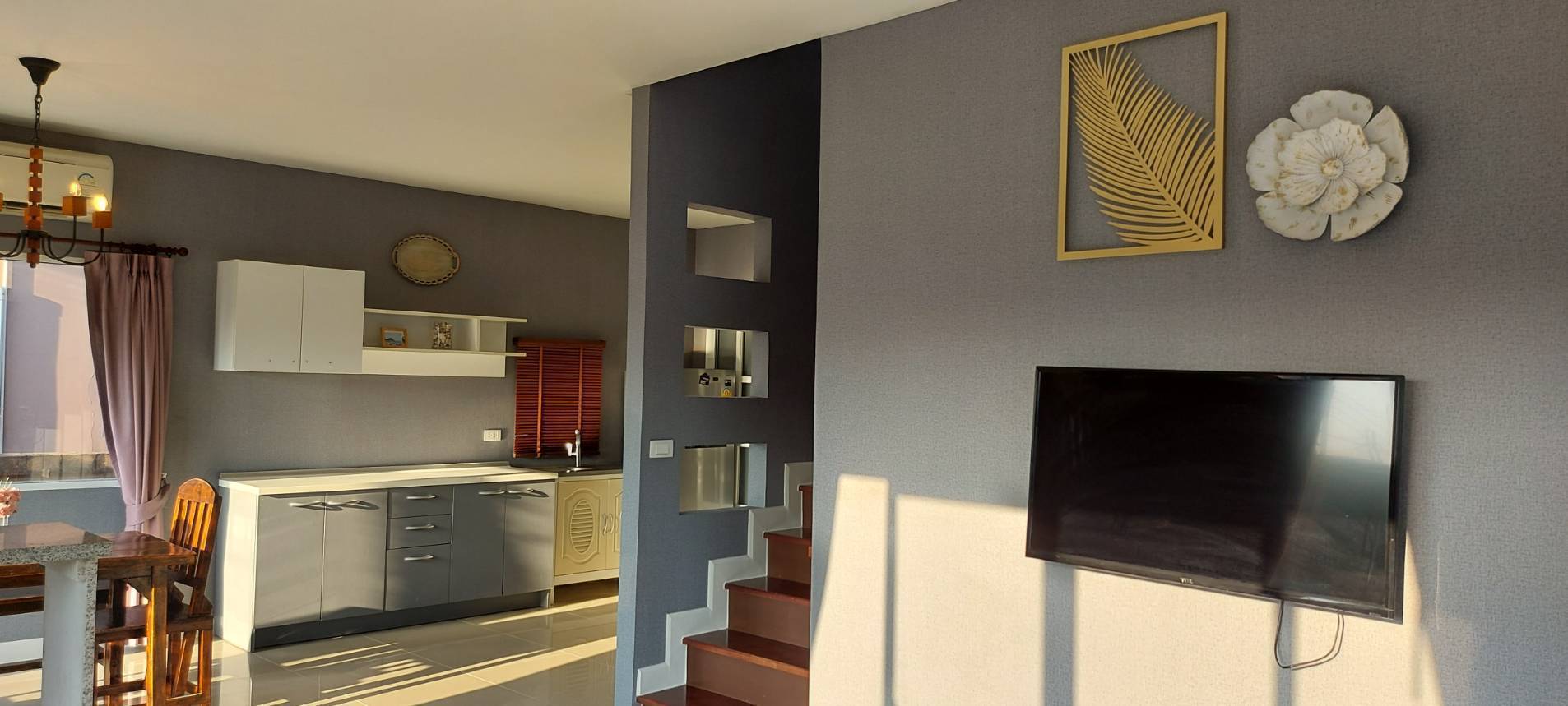 For Rent : Kohkaew, 2-Storey Private Home, 3 Bedrooms 2 Bathrooms