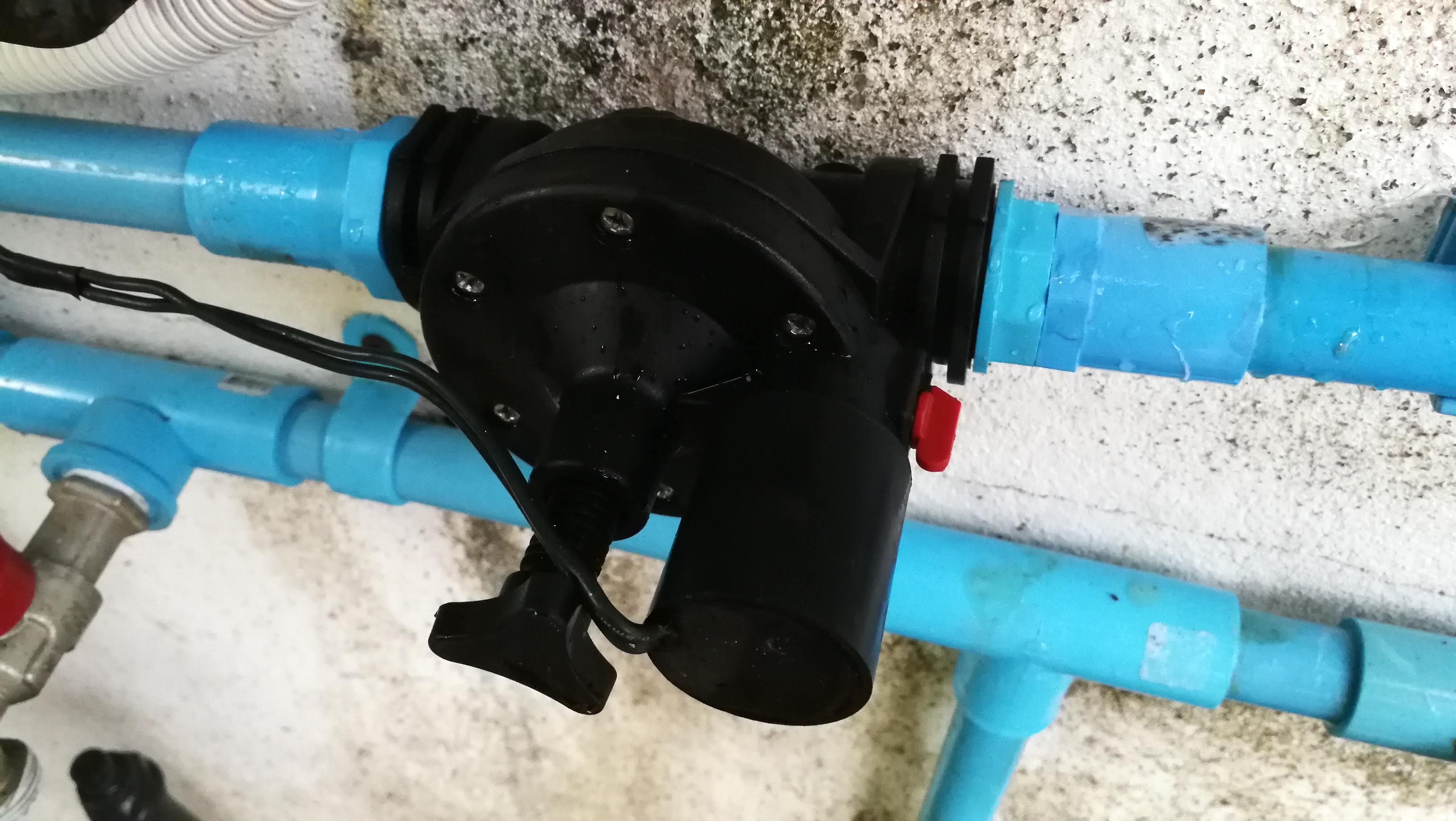 Solenoid valve DC12v โซลินอยวาล์ว รุ่นเล็ก พร้อมเกลียวเเปลงขนาด 1/2"นิ้ว