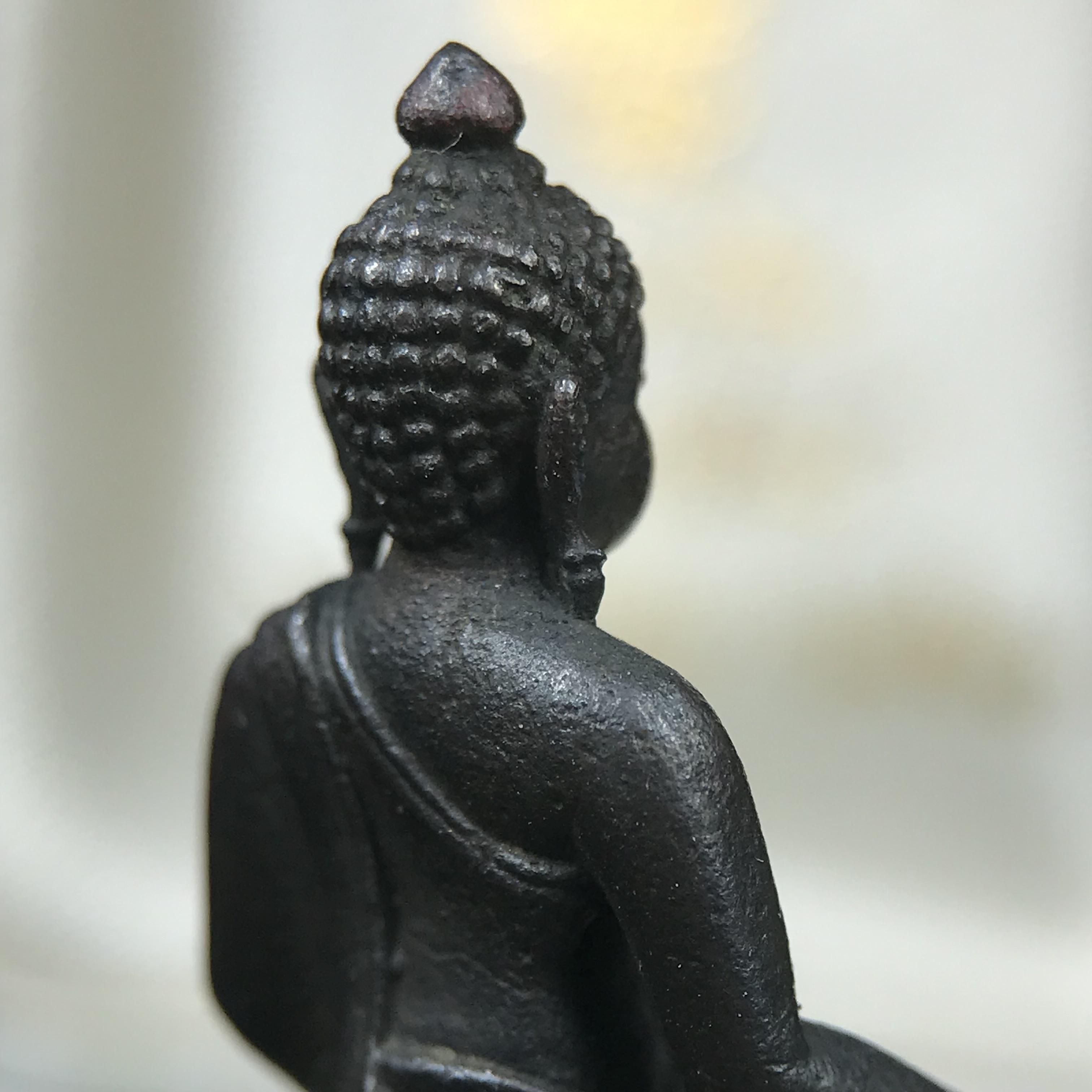 พระกริ่งวาสนา(รุ่นแรก) 80 พรรษา สมเด็จพระสังฆราช (วาสน์) วัดราชบพิธฯ ปี2521 เนื้อนวโลหะ(ตอกโค๊ตพระปิดตา) โดยมีหลวงปู่โต๊ะ วัดประดู่ฉิมพลีร่วมปลุกเสก พร้อมกล่องบรรจุเดิม(รุ่นแรก คอตั้งตรงได้สัดส่วน หายาก)