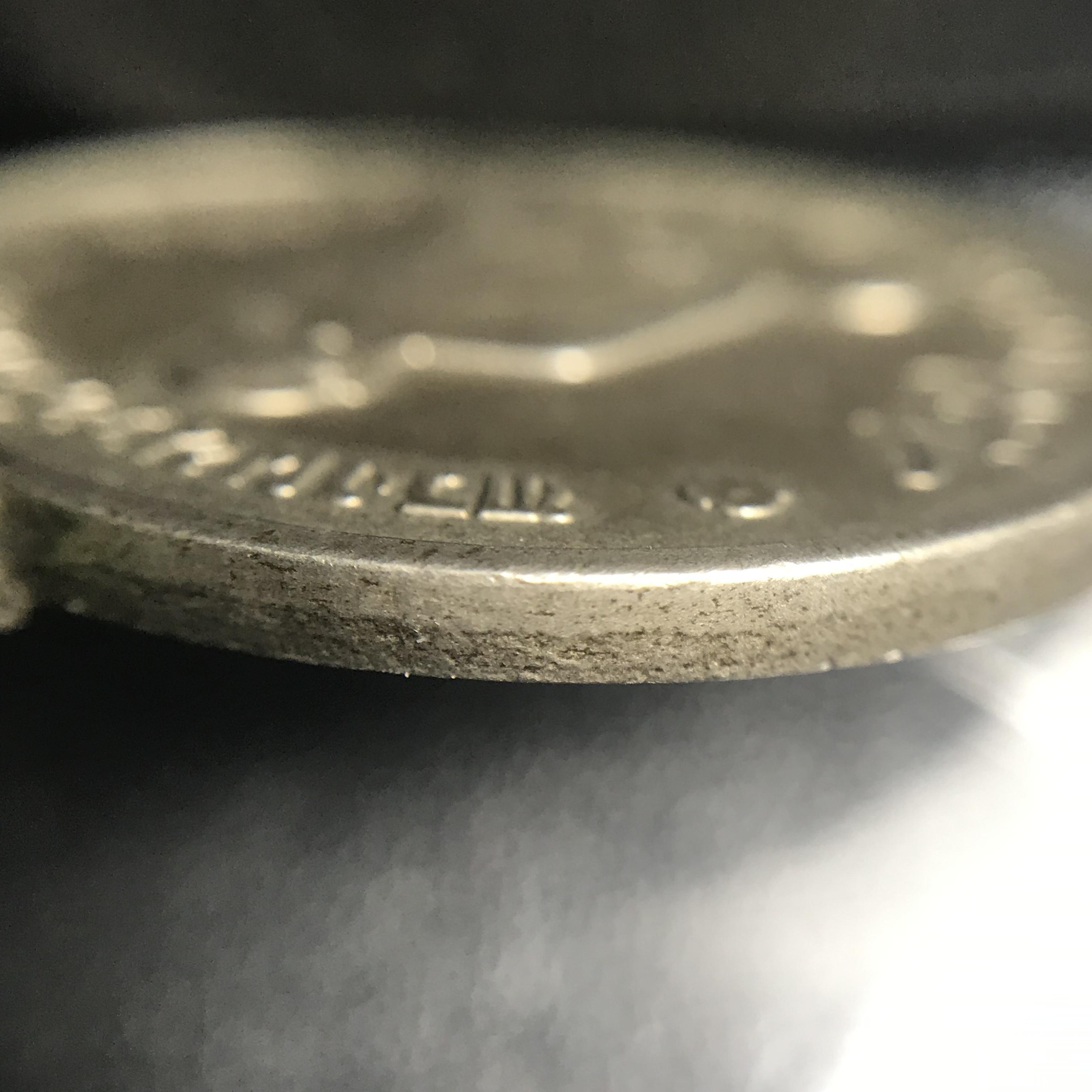 เหรียญทรงผนวช ในหลวงรัชกาลที่9 วัดบวรนิเวศวิหาร พ.ศ.2508 เนื้ออัลปาก้า พิมพ์ธรรมดา(เจดีย์ไม่เต็ม)