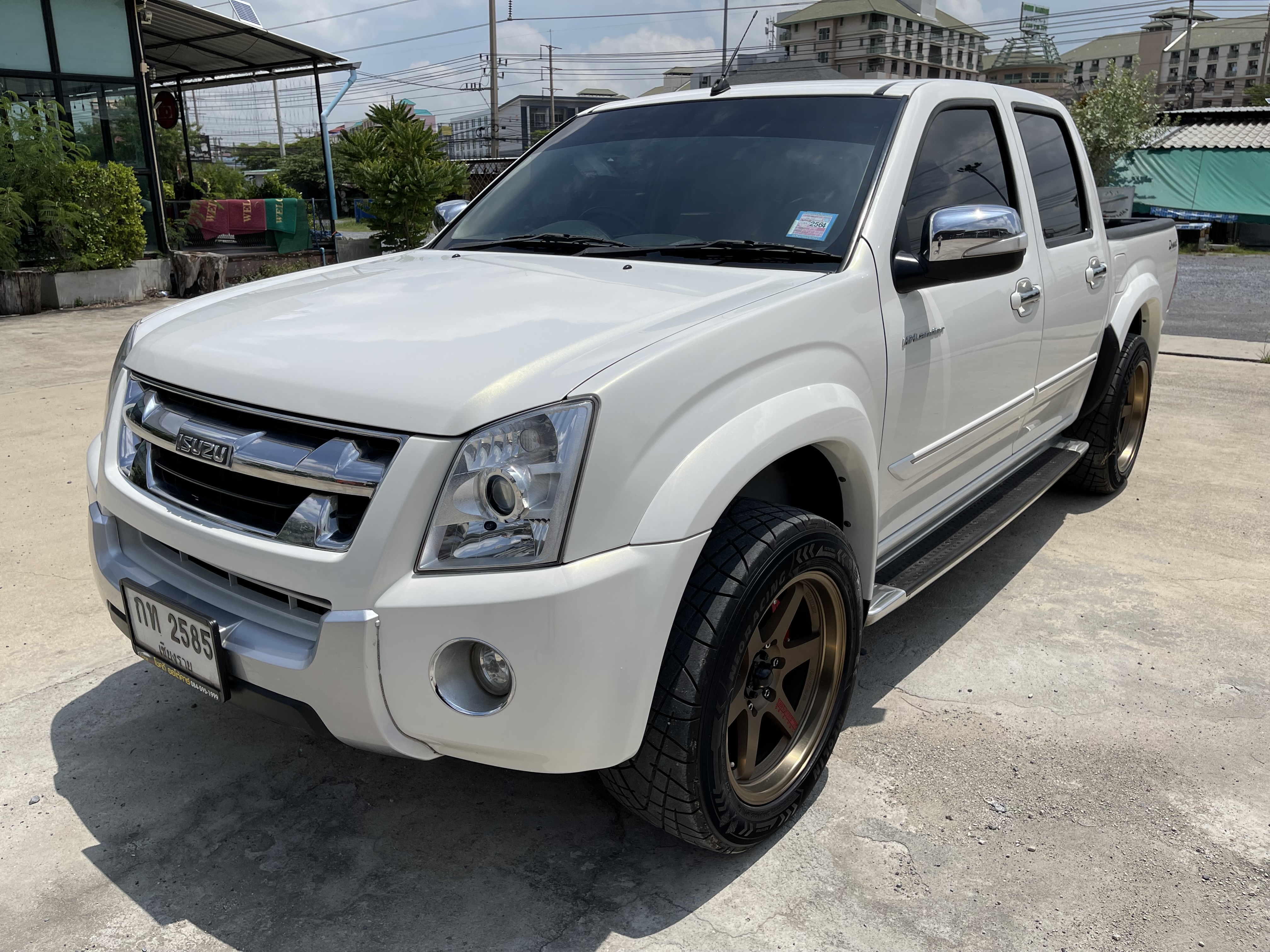 Isuzu Dmax 4ประตู Hi-Lander 2.5 Abs Navi 2010 ขาวมุก