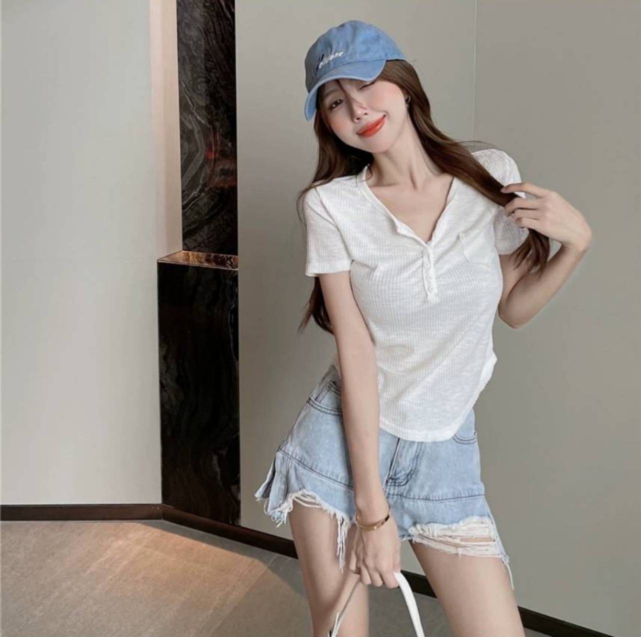 กระดุมแขนสั้น