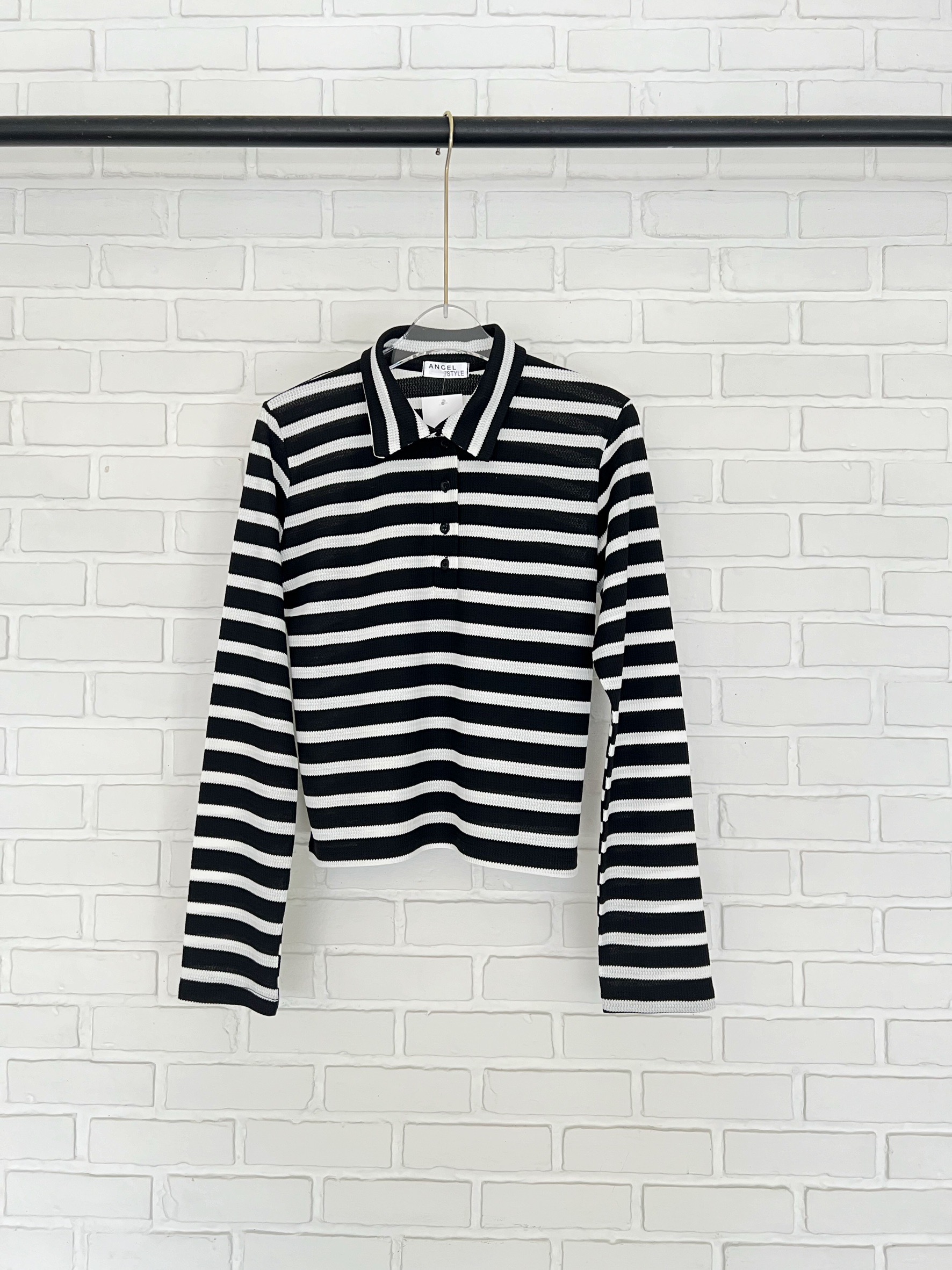 ริ้วคอปกแขนยาว