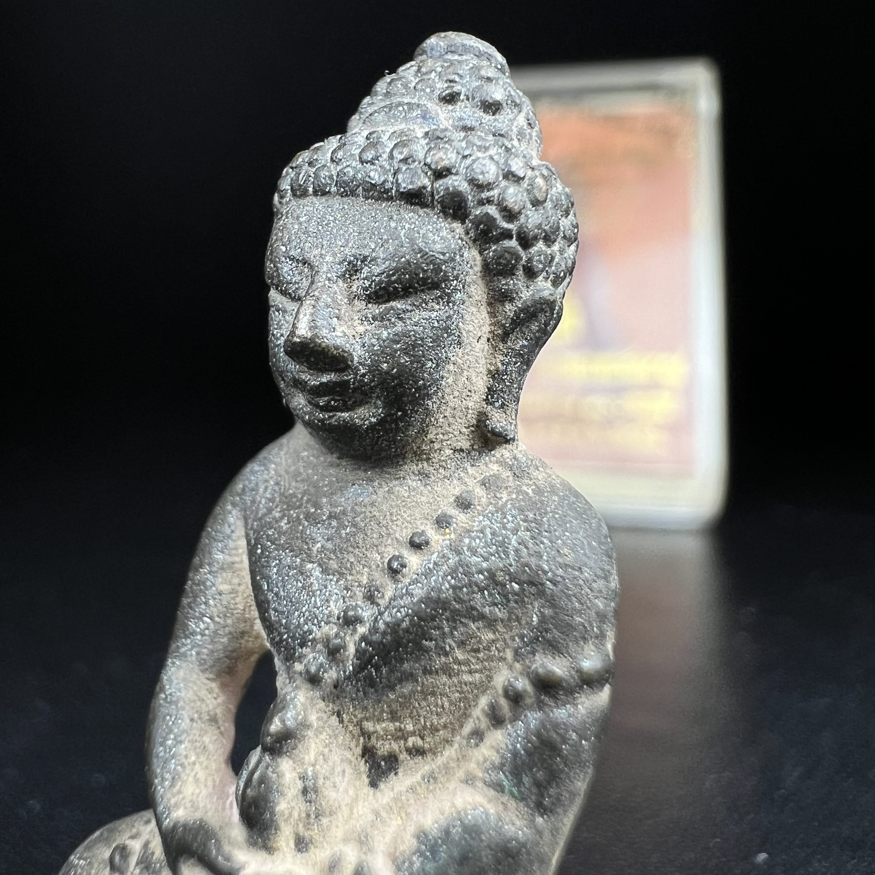 พระกริ่งชินบัญชรฉลองพระชันษา 100 ปี สมเด็จพระญาณสังวร วัดบวรนิเวศวิหาร ปี 2556 เนื้อนวโลหะผสมทองคำก้นอุดผงพรายกุมาร หลวงปู่ทิม พิธีใหญ่ มวลสารเด่น นิยม(1 ใน 599 องค์)หายาก