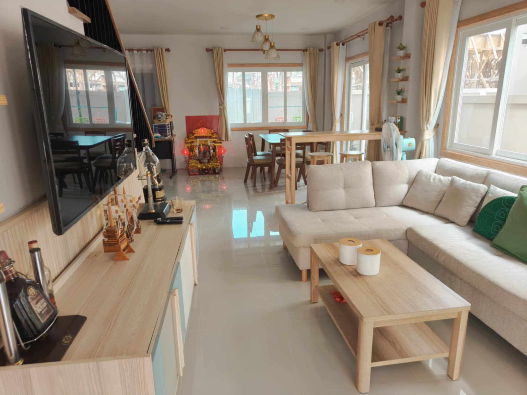 For Rent : Kathu, Semi-detached house, 4 bedrooms 3 bathrooms