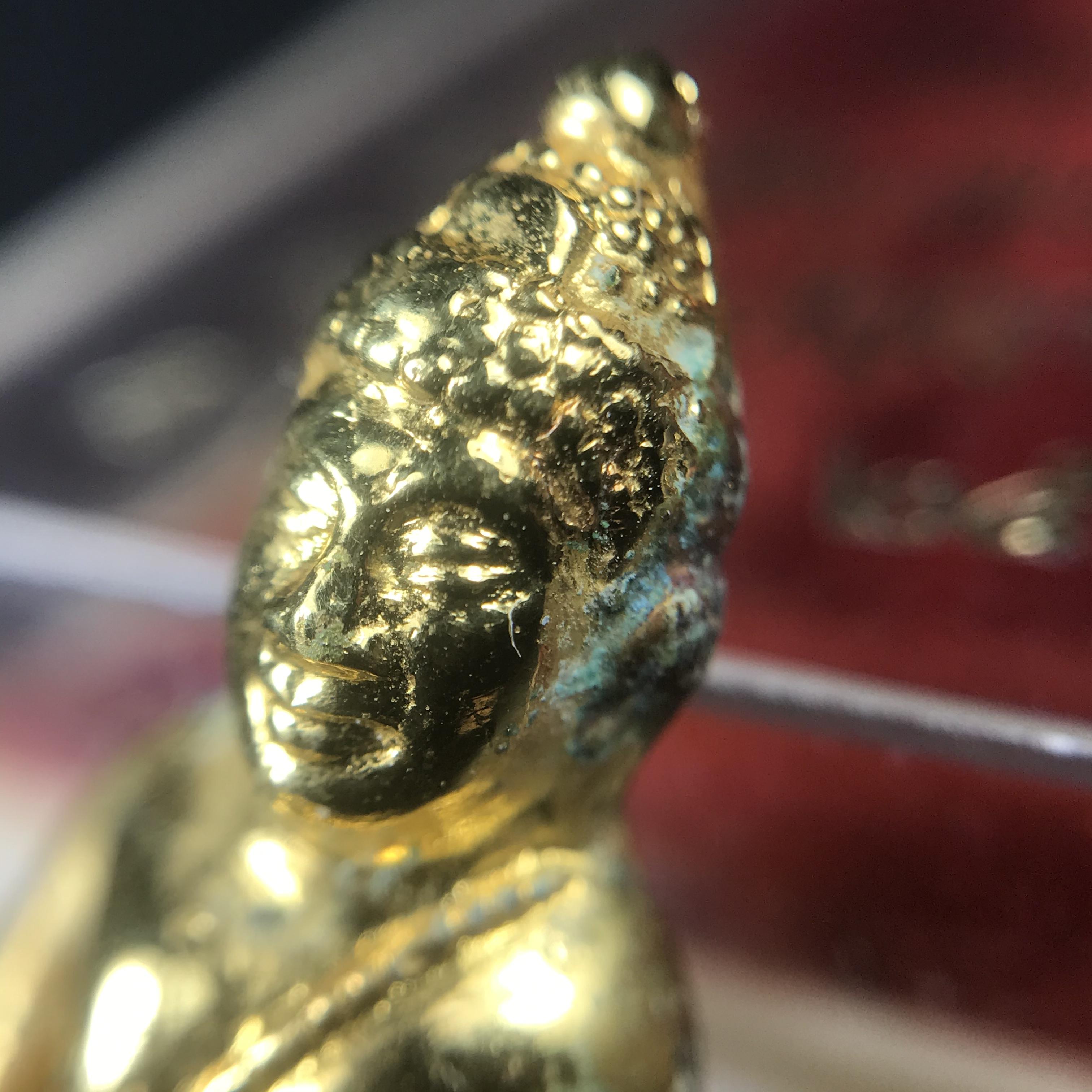 พระกริ่งโสฬส (มปร.) วัดราชประดิษฐ์ ปี 2515 เนื้อกะไหล่ทอง(กรรมการ)(กะไหล่ทองเดิมหายาก กล่องบรรจุเดิมครบ) เนื้อกะไหล่ทองเดิม สร้างน้อย หายาก หลวงปู่ทิม ปลุกเสก(ในหลวงรัชกาลที่9 เสด็จเททอง)พระดี พิธีใหญ่