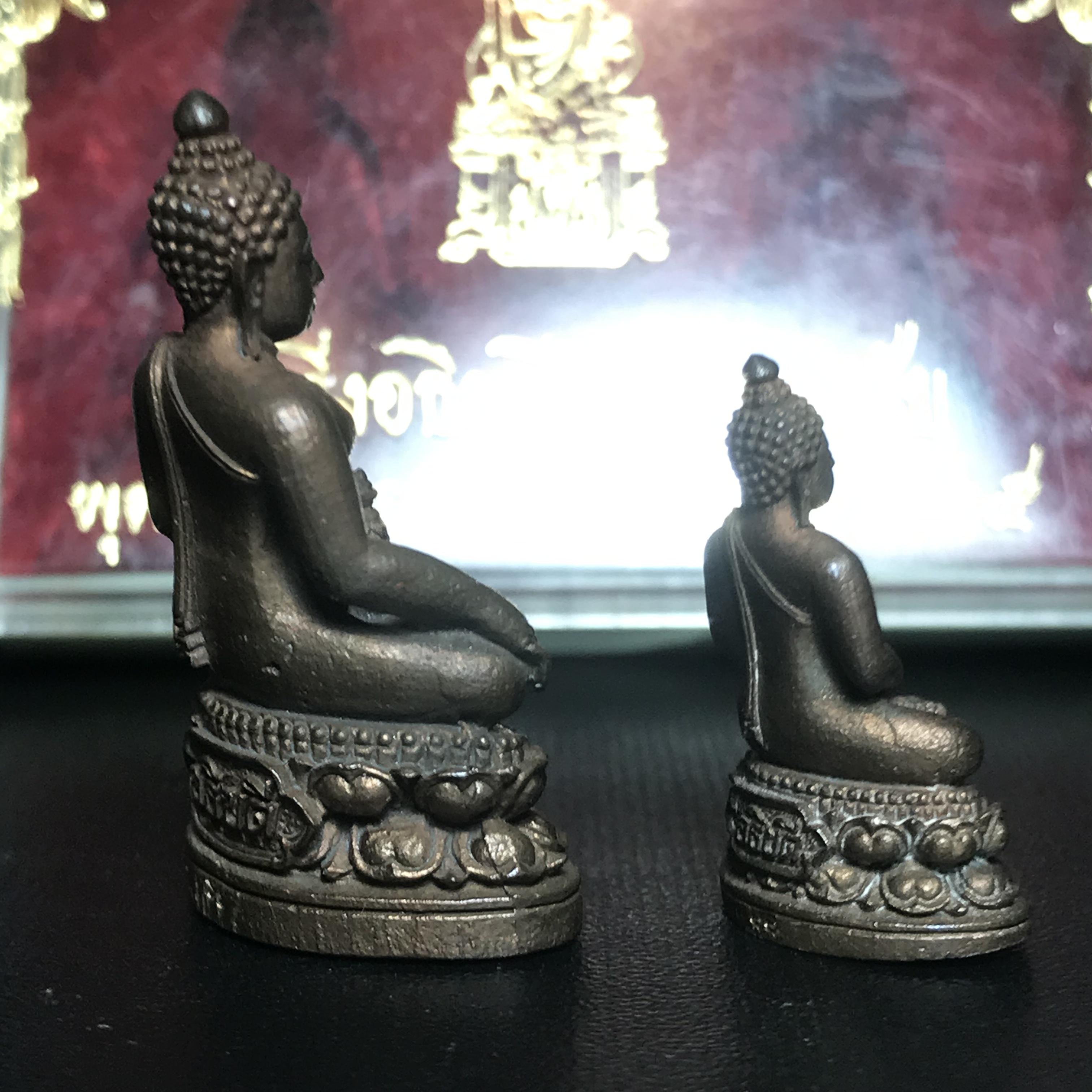 พระกริ่ง-พระชัยวัฒน์อธิบดี ปี2525 ของดีอัยการ (มีไว้บูชาเลื่อนยศเลื่อนตำแหน่งทุกท่าน)(1ใน 2525 ชุด)