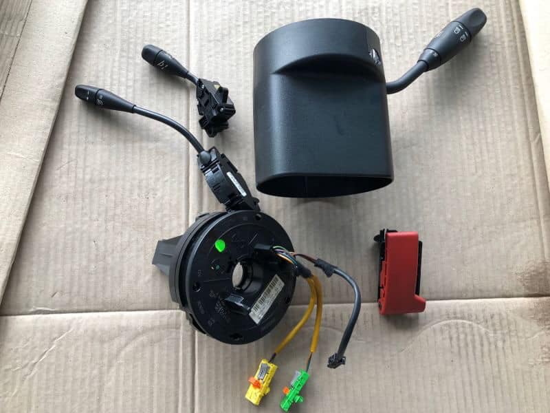 พวงมาลัยพร้อมชุดคอ BENZ W202