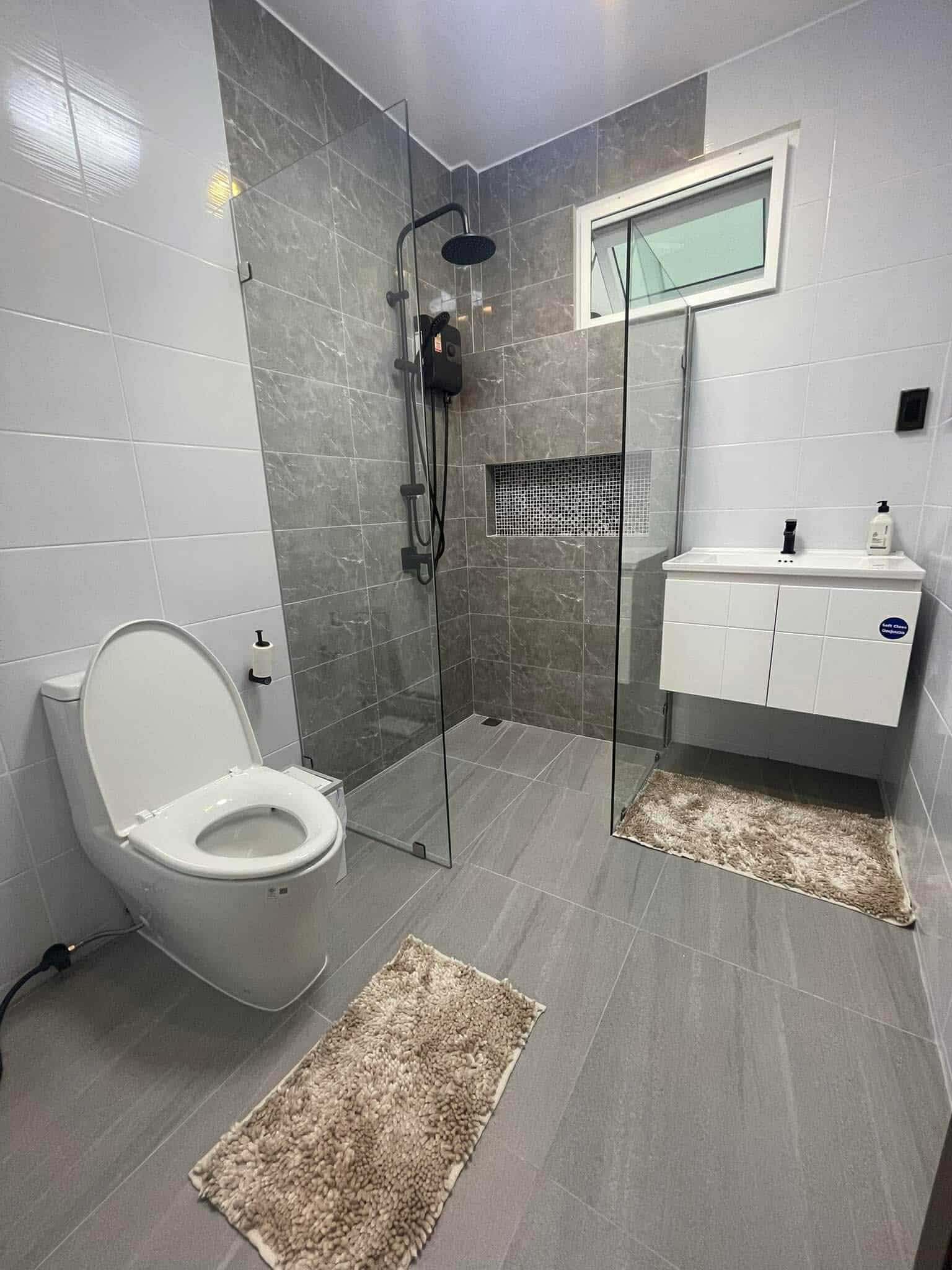 For Rent : Soi Ta-Iad, Phuket 2 Bedrooms 2 Bathrooms