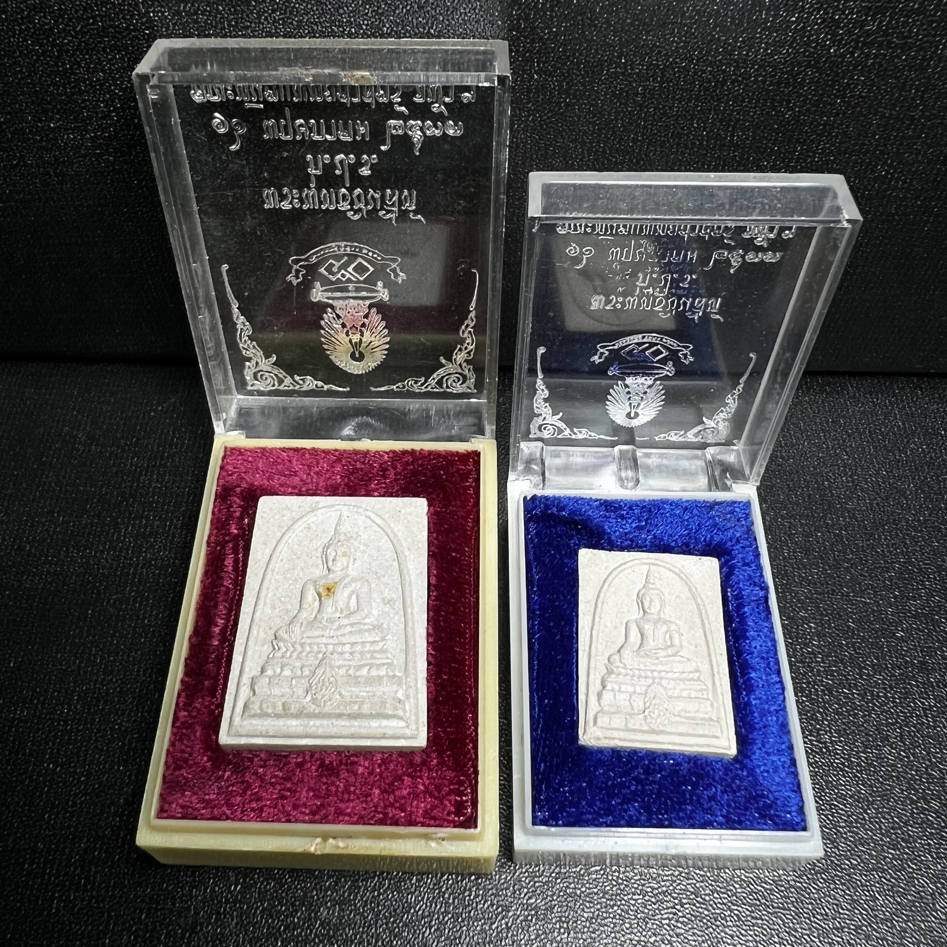 พระพุทธชินสีห์ ภปร. ทันโต เสฏโฐ ปี2533 (พิมพ์ใหญ่+พิมพ์เล็ก) บรรจุพระทนต์ในหลวง รุ่นเดียวในประวัติศาสตร์ ****รุ่นนี้ขอแนะนำ****