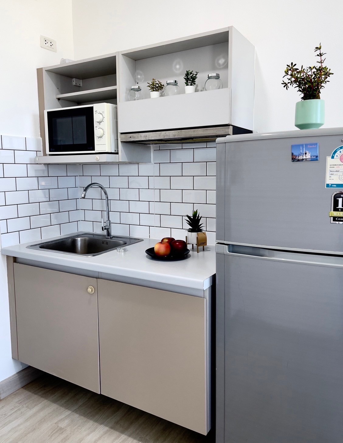 For Sales : Cherngtalay, Zcape 1 Condominium, 1 bedroom, 6th flr., pool view