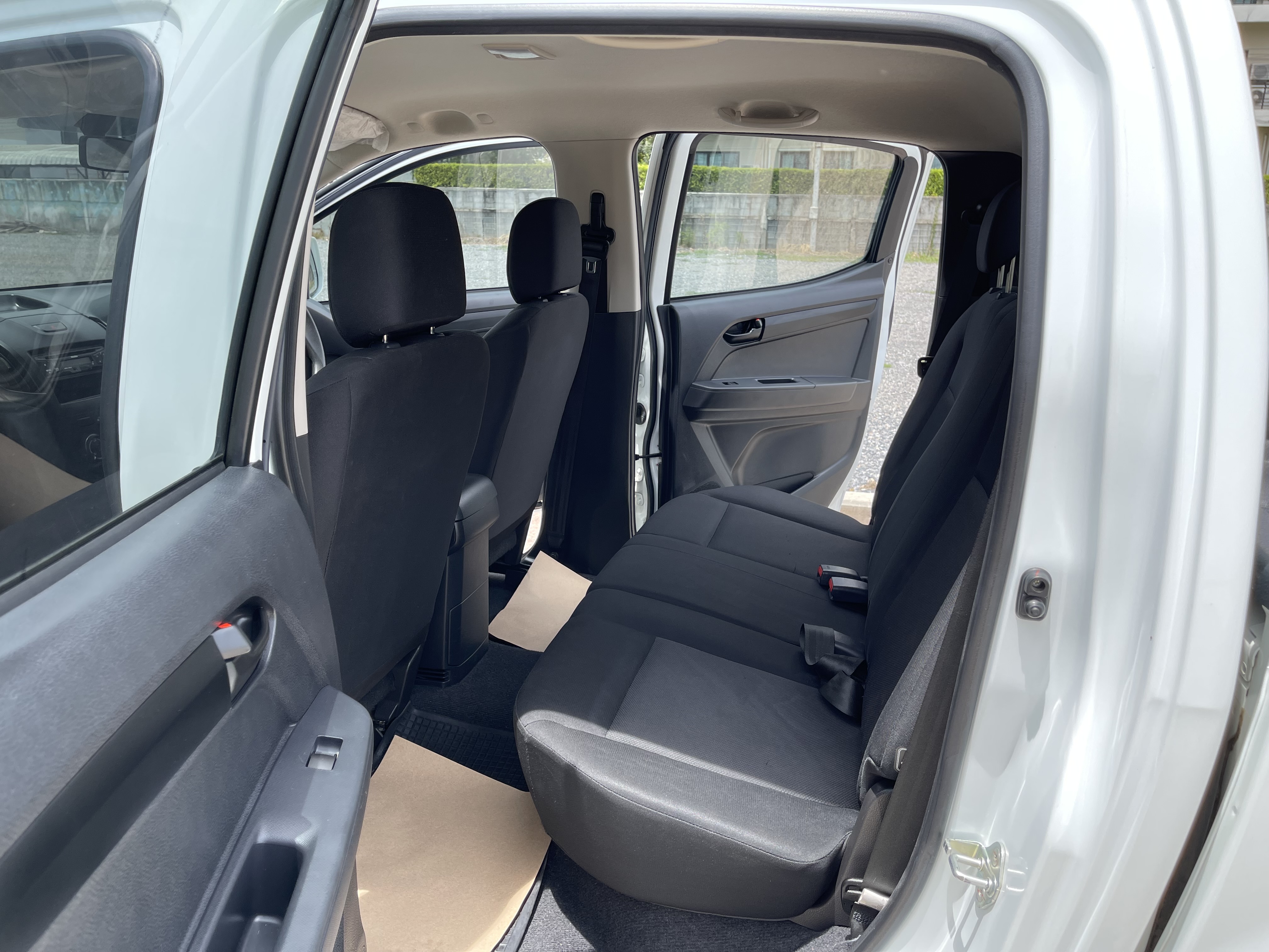 Isuzu Dmax All New 4ประตู 1.9 S 2018 ขาว