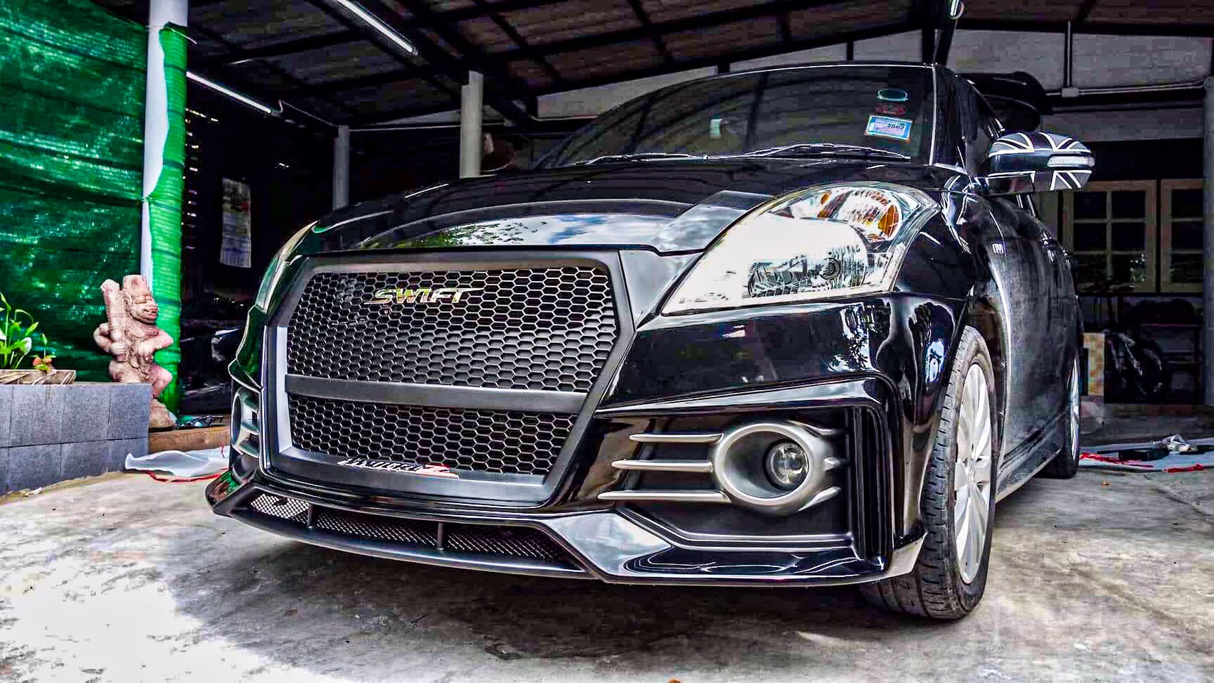 Suzuki Swift R8 2017 bodykits by Amotriz