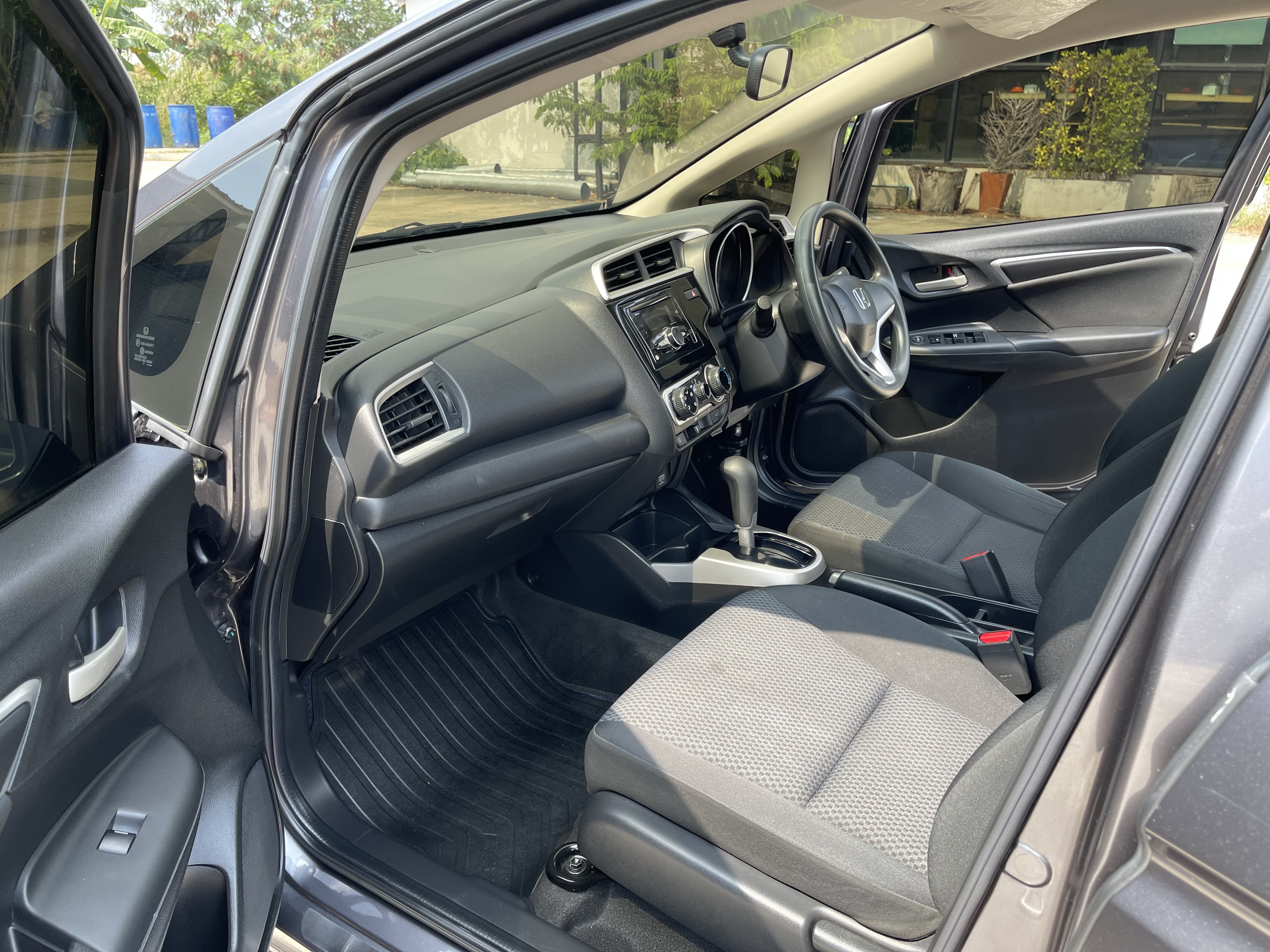 Honda Jazz 1.5 S At 2017 เทา