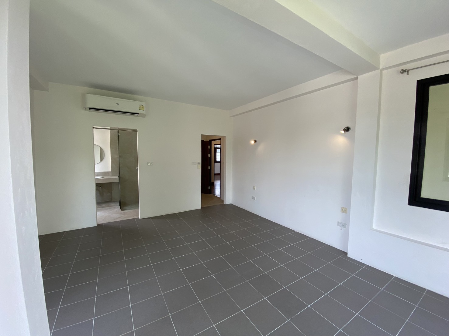 For Rent : Wichit, 2-story detached house, 4 Bedrooms 5 Bathrooms