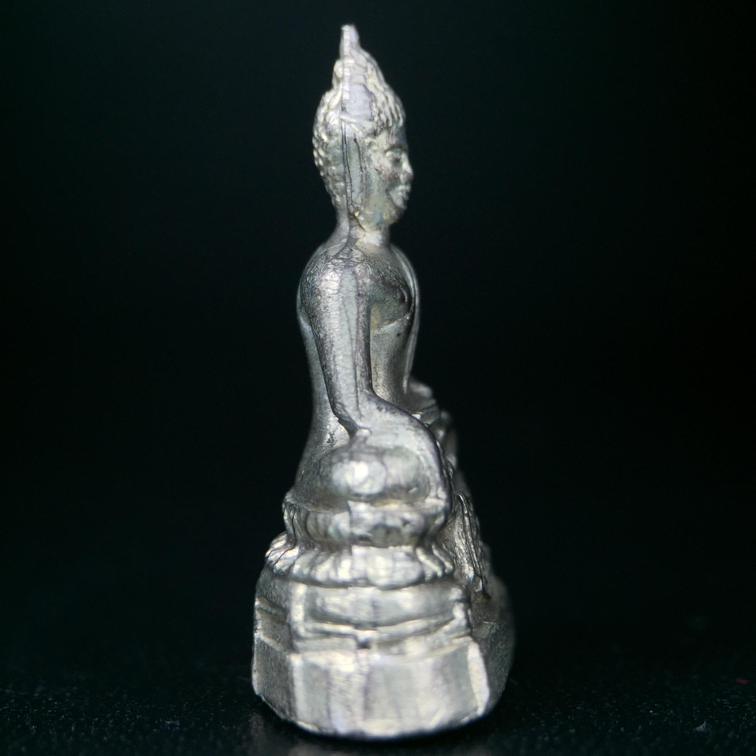 พระกริ่ง ภปร.(รุ่นแรก) วัดบวรนิเวศวิหาร พ.ศ.2508 กะไหล่เงินเดิม(กรรมการ)พิมพ์นิยม(ก้นตะไบหยาบ)สภาพคัดสวยเดิม(ในหลวงรัชกาลที่9ทรงเสด็จเททอง)พบเจอน้อยหายากมาก