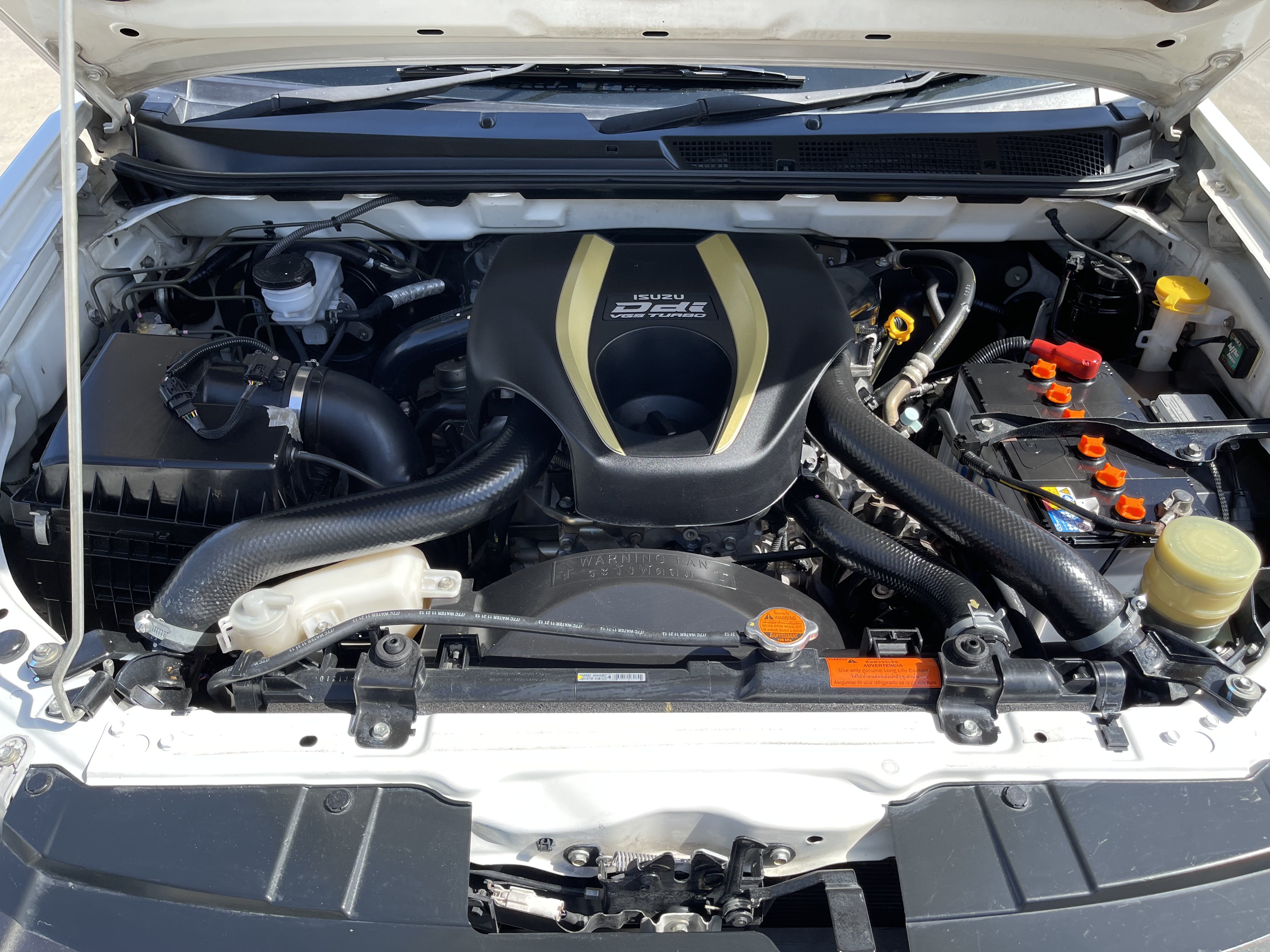 Isuzu Dmax All New Cab 2.5 Vgs Z X-Series 2014 ขาวมุก