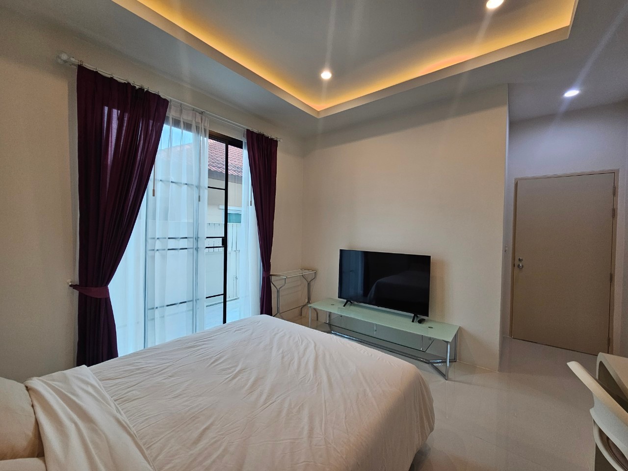 For Rent : Thalang, Private pool villa modern luxury style, 2 Bedrooms 3 Bathrooms