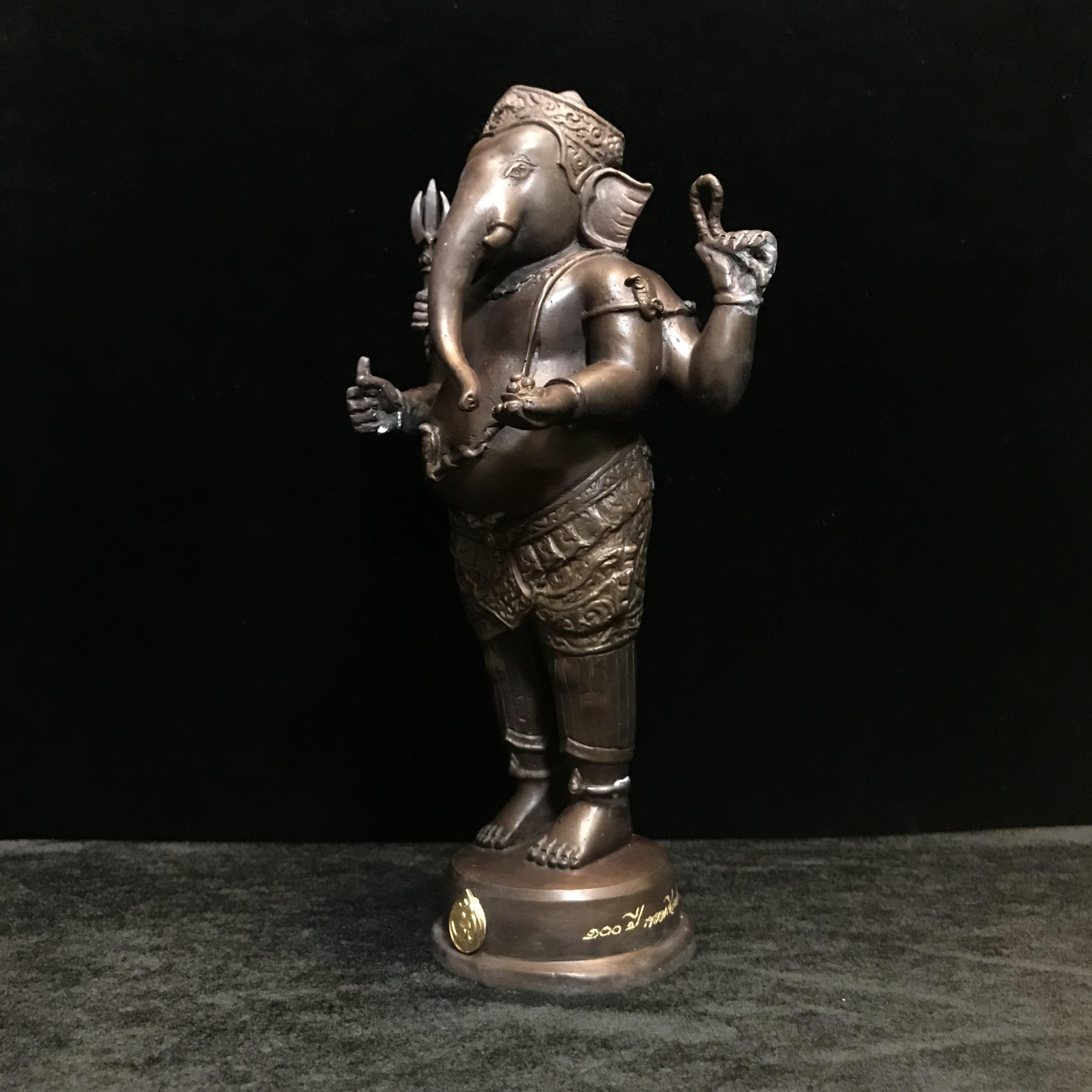 พระพิฆเนศ รุ่นครบรอบ100 ปี กรมศิลปากร ปี2556 ขนาดบูชา ปางประทานพร(องค์ยืน)สูง 10 นิ้วครึ่ง No.3109