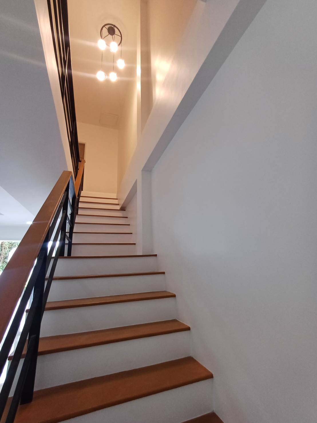 For Sale : Pakhlok, 2-story townhouse Minimal Classic style, 3 bedrooms 3 bathroom