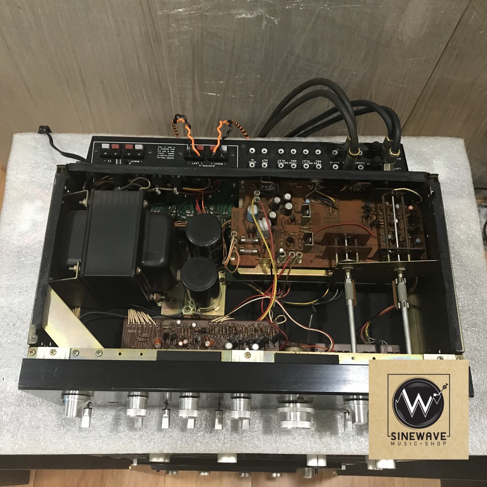 Integrated Amp ยี่ห้อ Sansui รุ่น AU-7700 (Made in Japan)