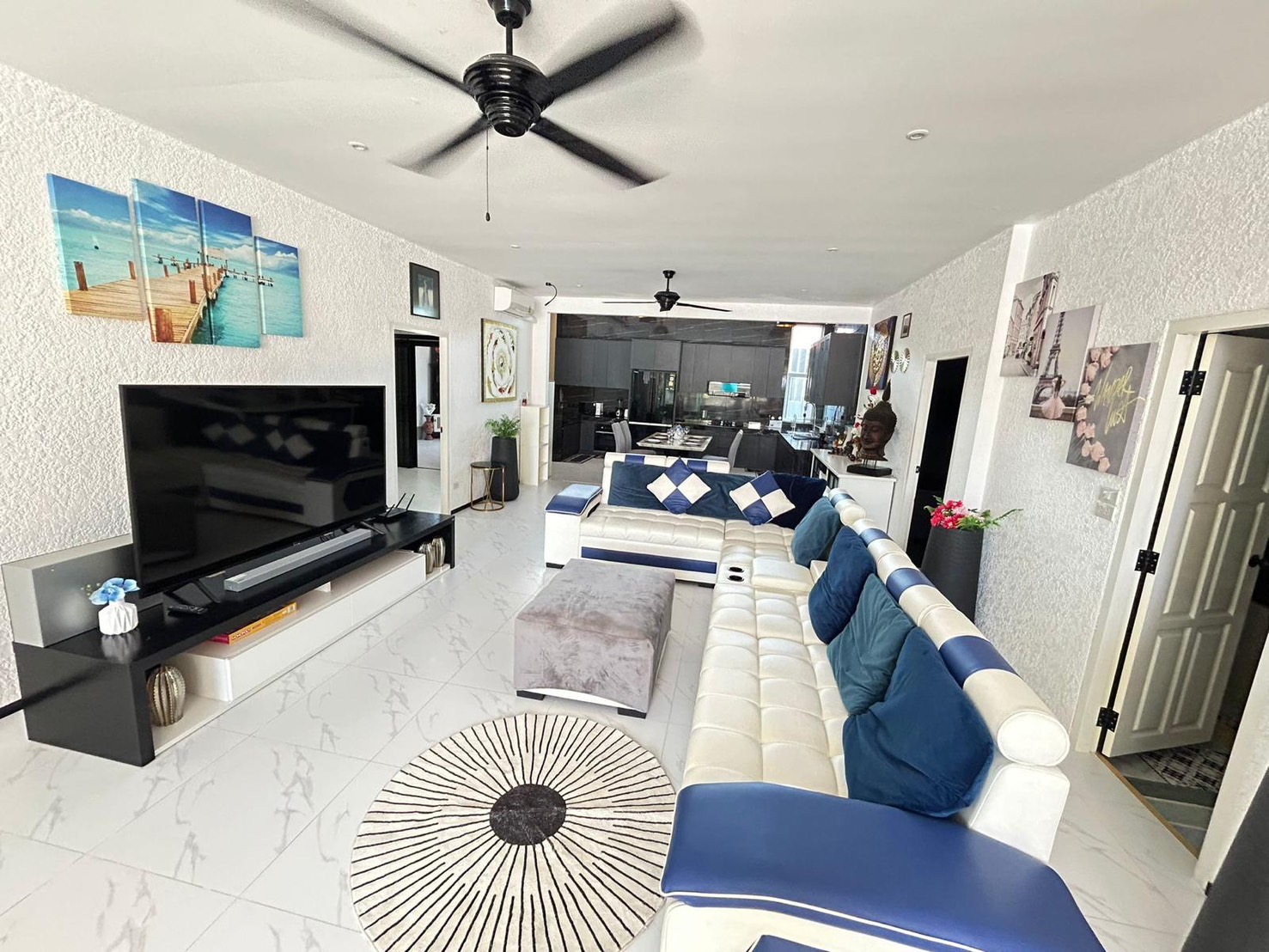 For Rent : Naiharn, Private Pool Villa, 3 bedrooms 3 bathrooms