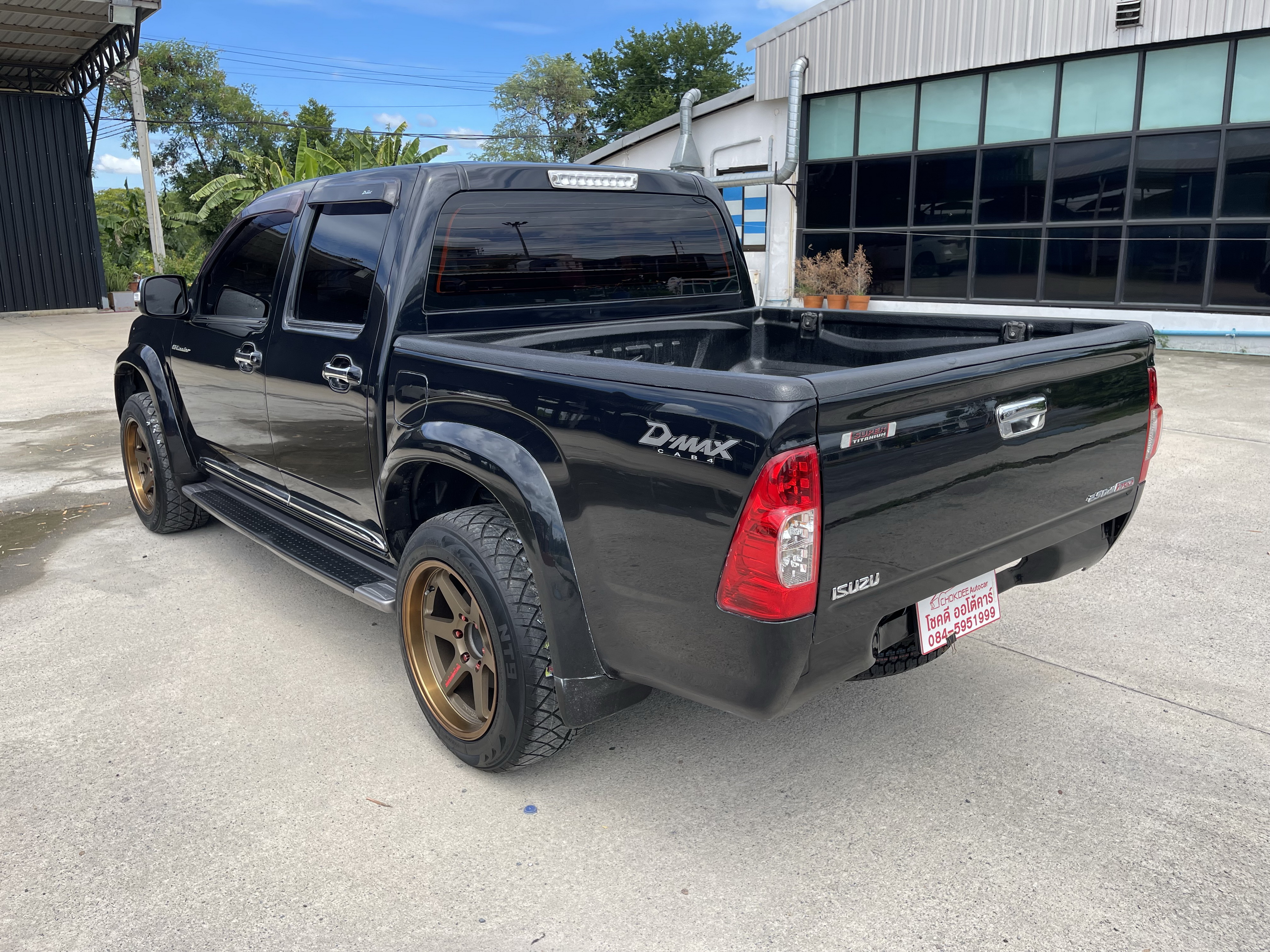 Isuzu Dmax 4ประตู Hilander 2.5 Abs 2011 ดำ