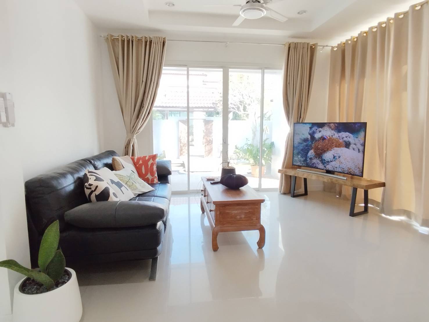 For Sale : Thalang, Private Pool Villa, 4 Bedrooms 5 Bathrooms