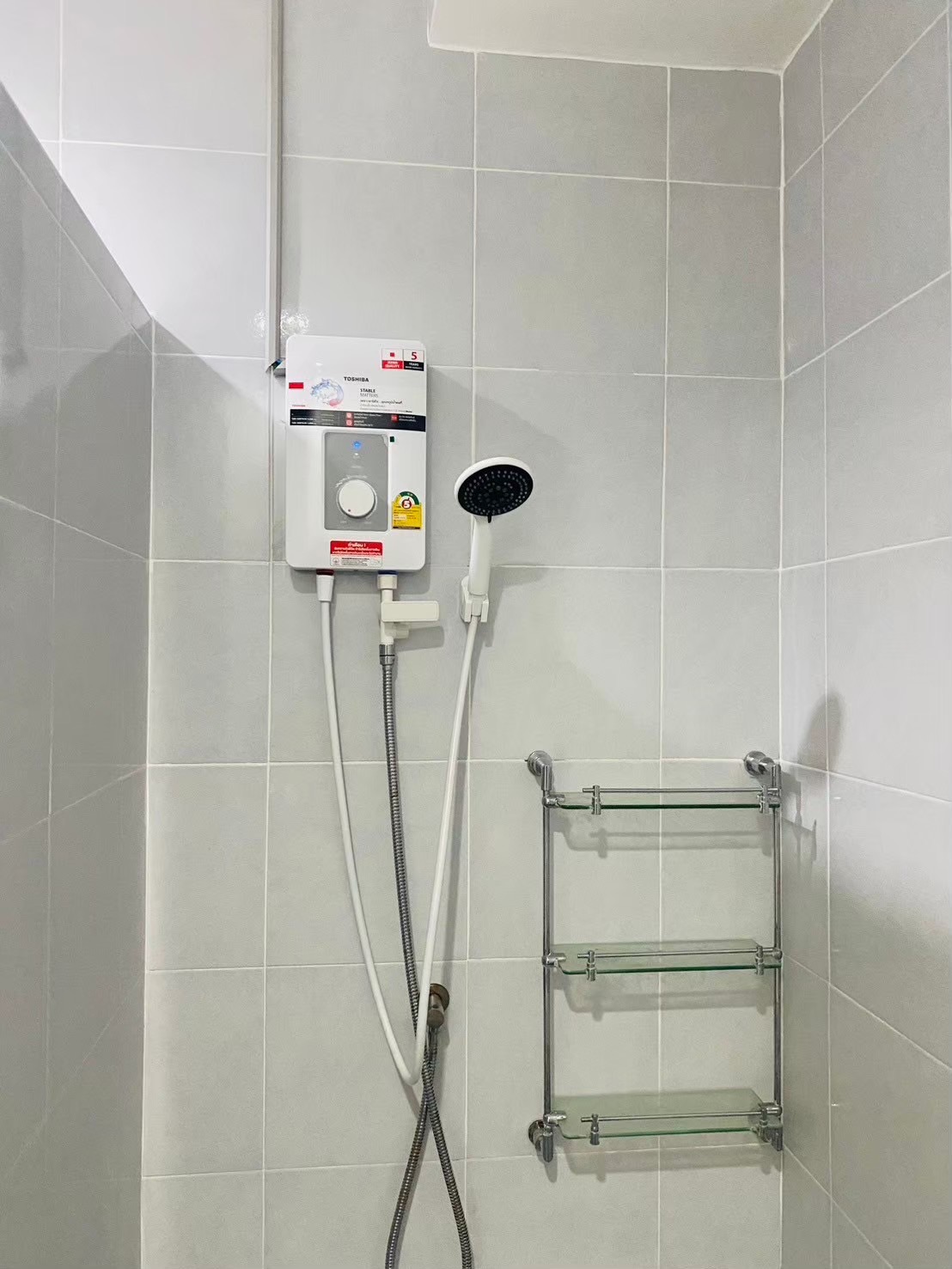 For Rent : Kohkaew, 2-story semi-detached house, 3 bedrooms 3 bathrooms