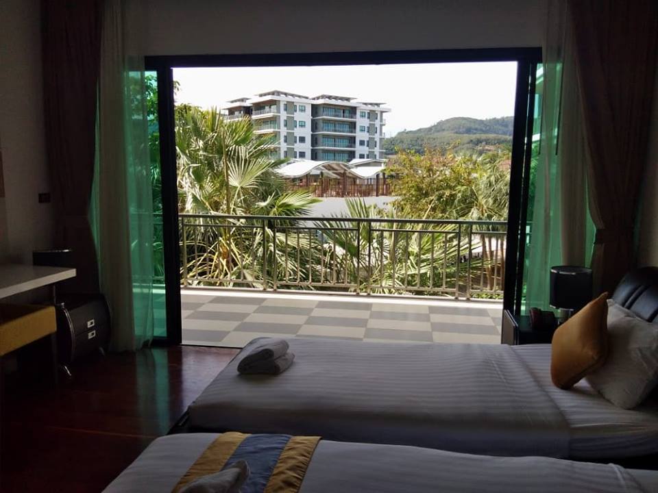 For sales : Chalong Miracle Condominium luxury modern 92 SQM. Club house & Moutain View