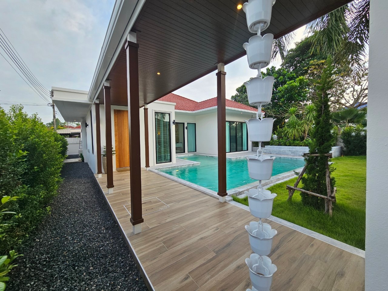 For Rent : Thalang, Private pool villa modern luxury style, 2 Bedrooms 3 Bathrooms