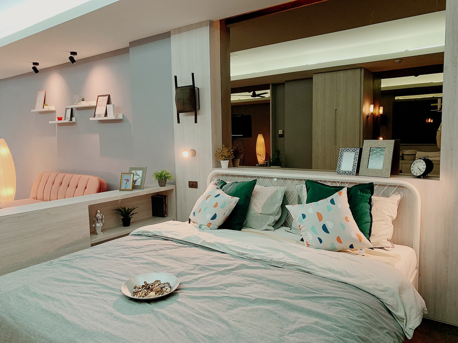 For Rent : Kathu,The Green Golf 1 Bedroom 1 Bathroom, 1st Floor, Garden View.