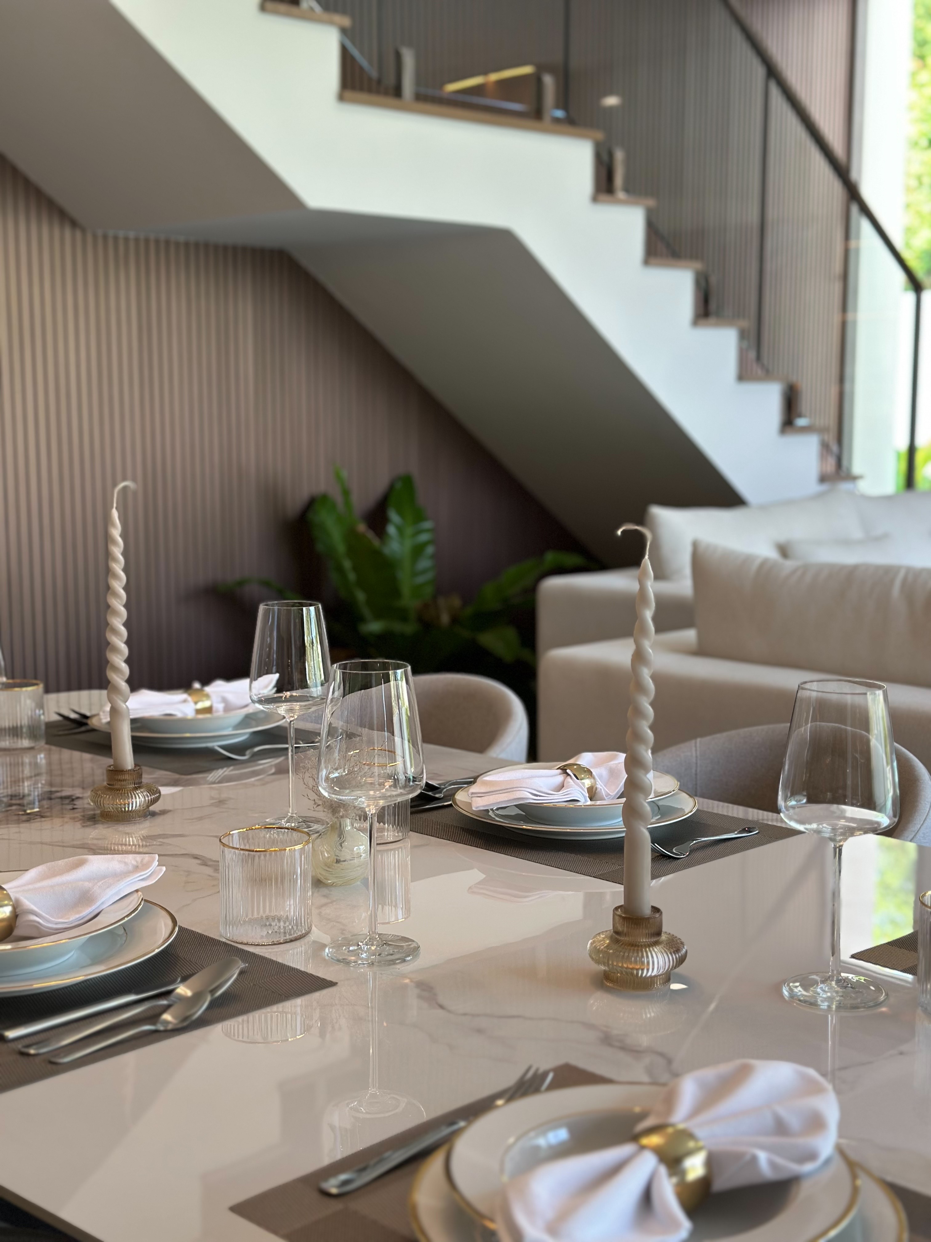 For Sales : Kathu-Patong, Luxury Pool Villa, 4 Bedrooms 4 Bathrooms